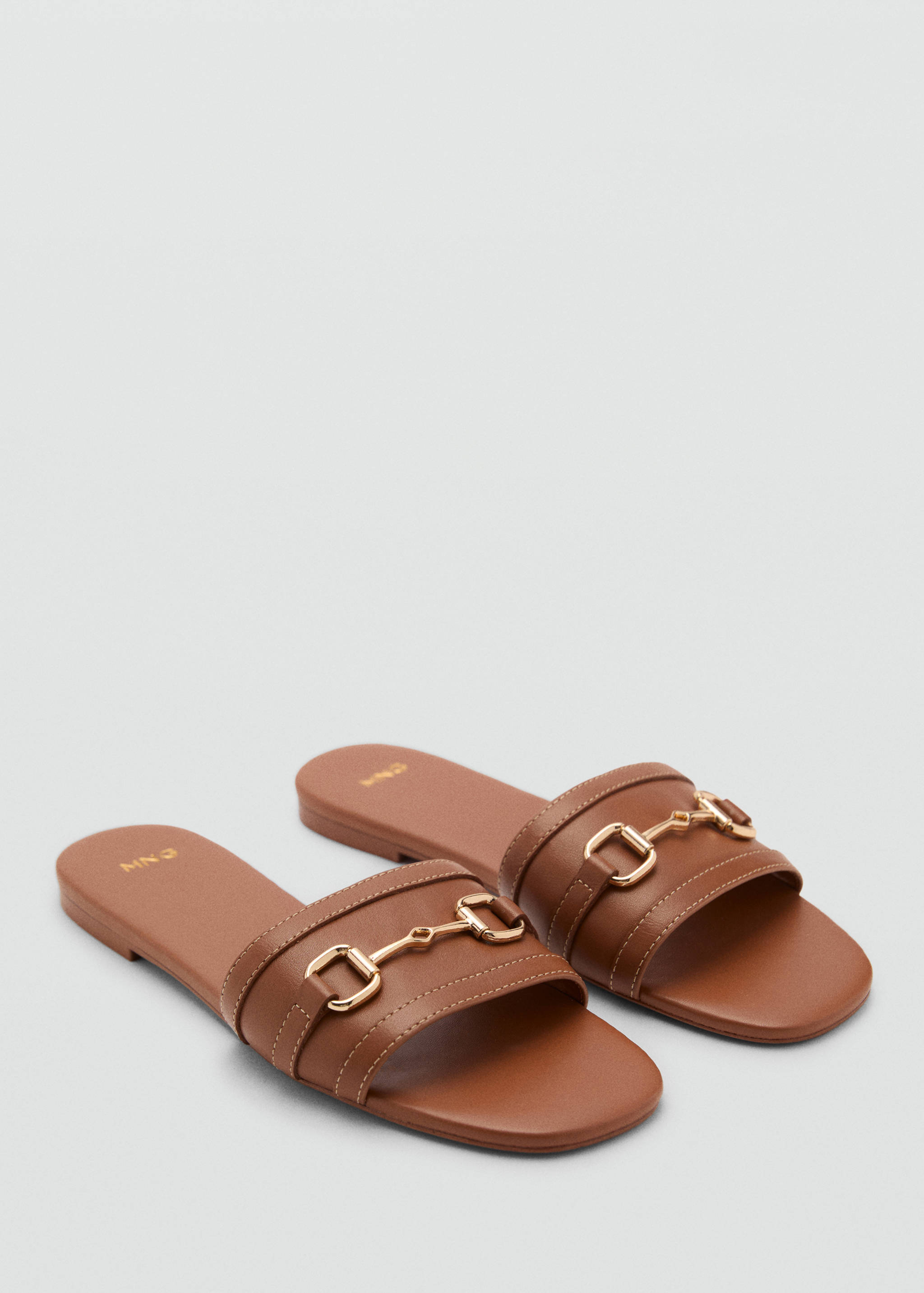 Buckle leather sandals - Medium plane