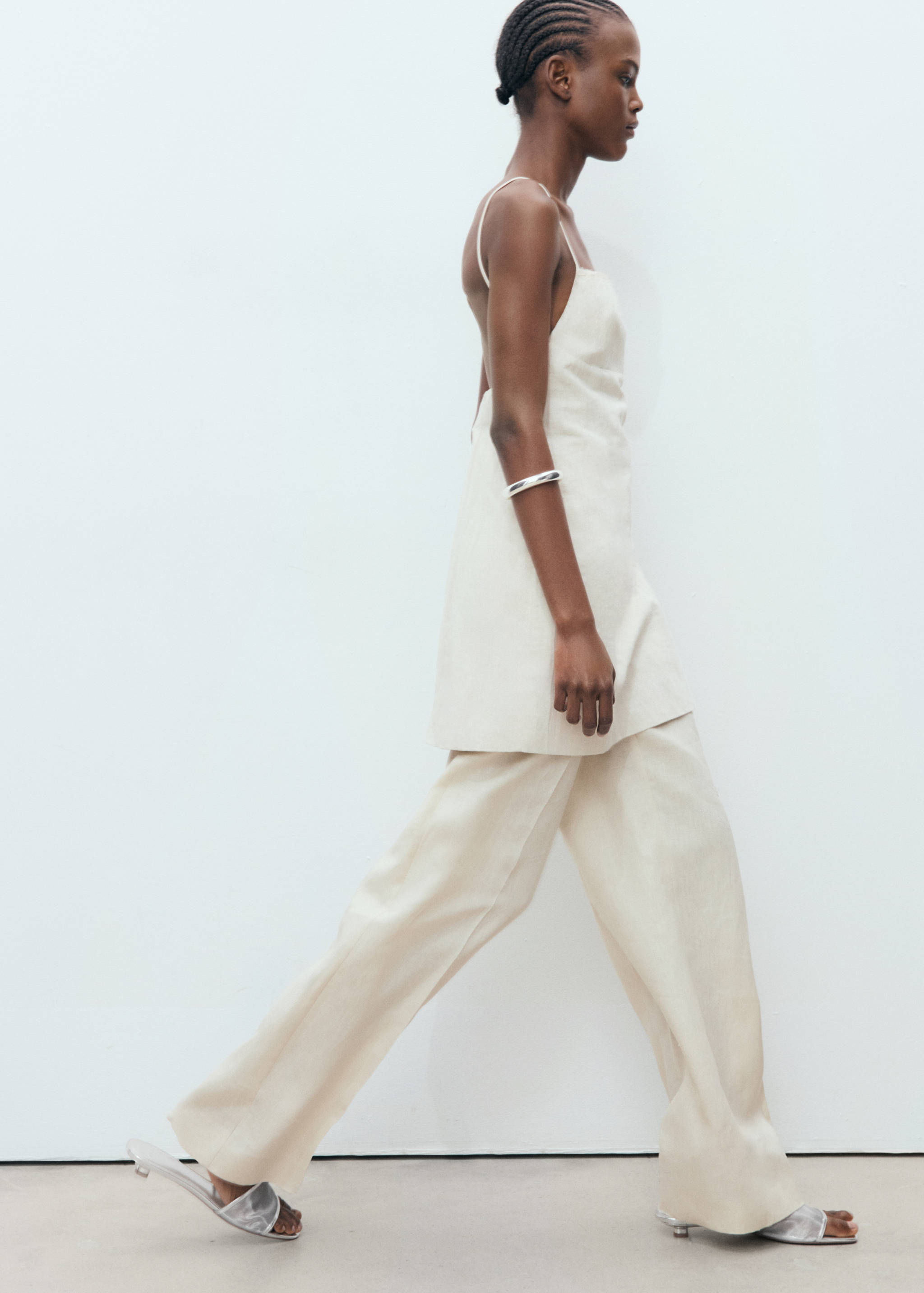 Kitten sandals with mesh strap - General plane