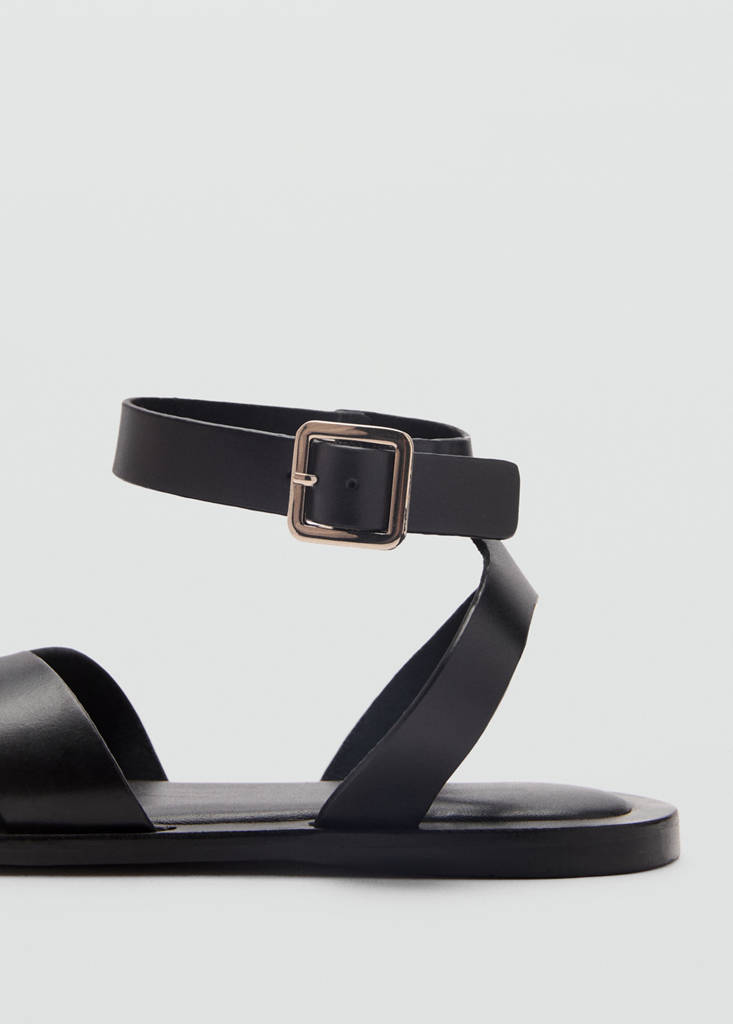 Leather sandals with buckle strap — Black