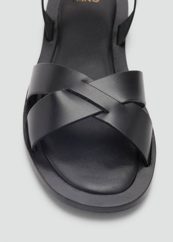 Leather sandals with buckle strap — Black
