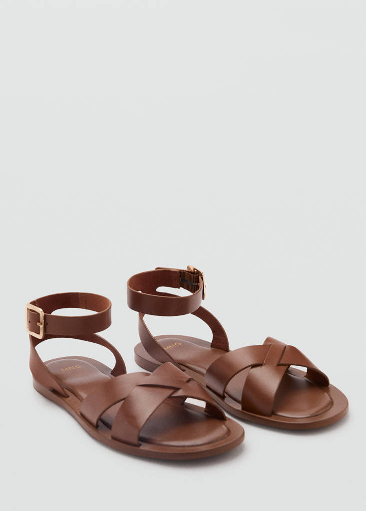 Leather sandals with buckle strap — Leather