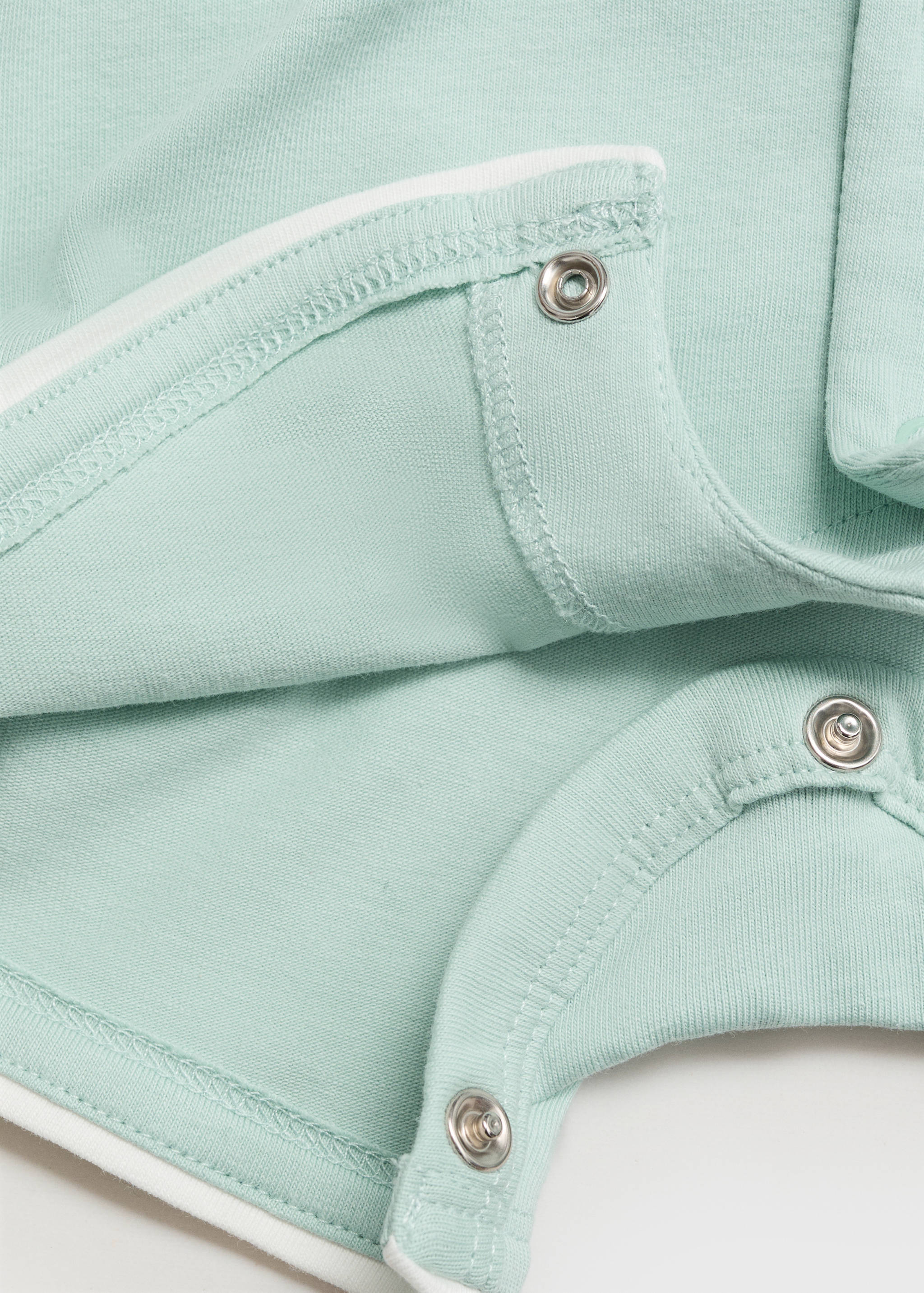 بيجاما بودي سوت بفتحة رقبة على شكل بيبي دول - تفاصيل المنتج 0