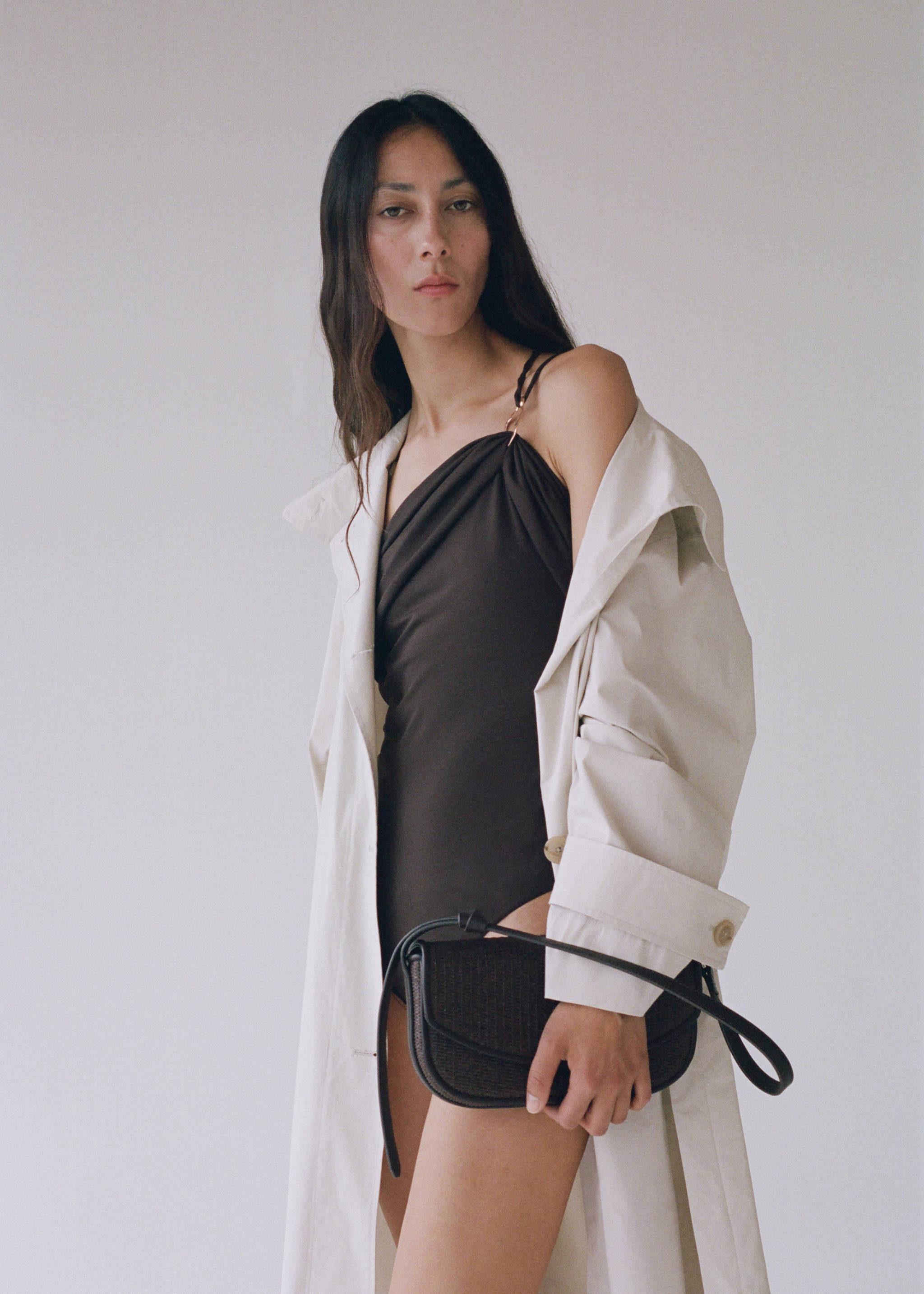 Raffia shoulder bag with flap - General plane