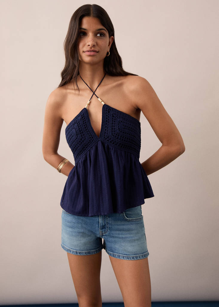 Low-waist shorts with opening — Medium Vintage Blue