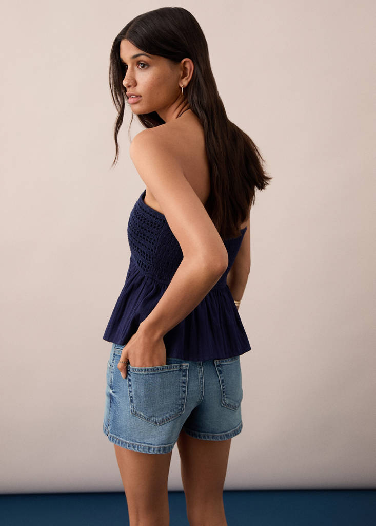 Low-waist shorts with opening — Medium Vintage Blue