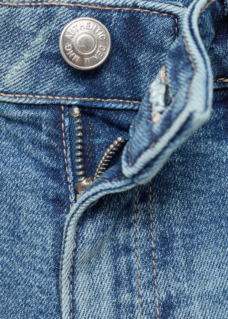 Low-waist shorts with opening — Medium Vintage Blue