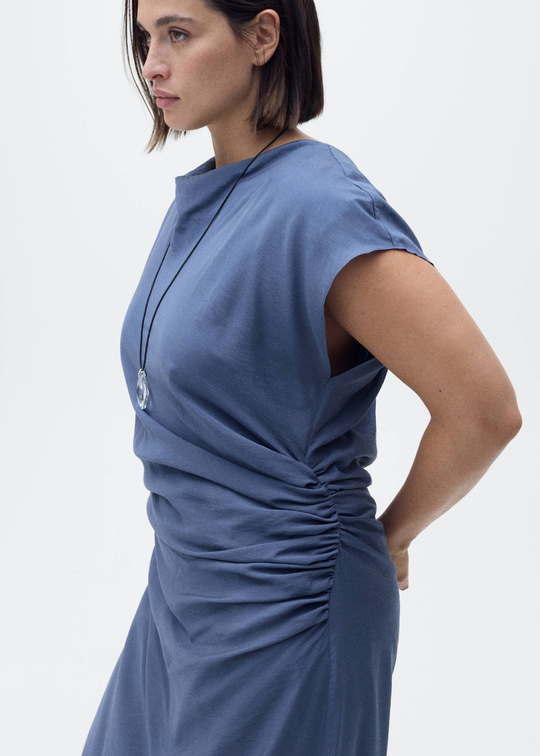 Прямое платье с драпировкой - Деталь изделия 5