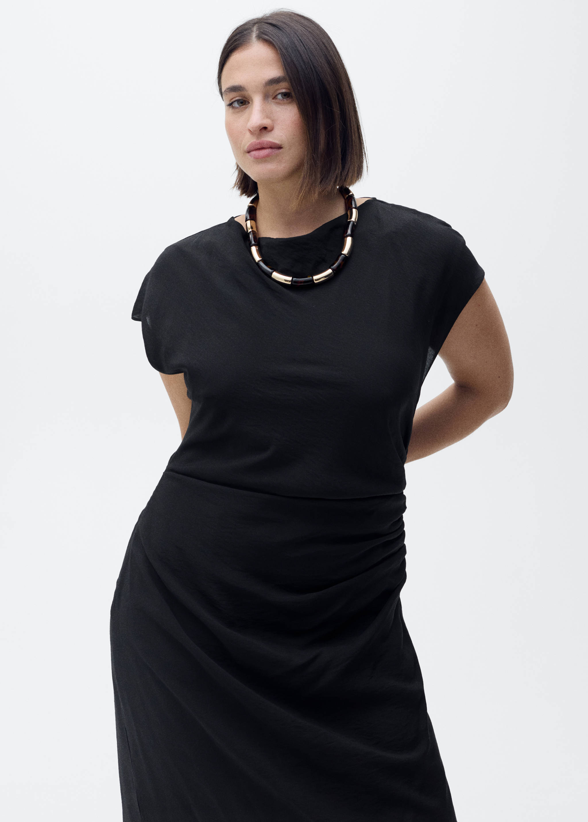 Прямое платье с драпировкой - Деталь изделия 5