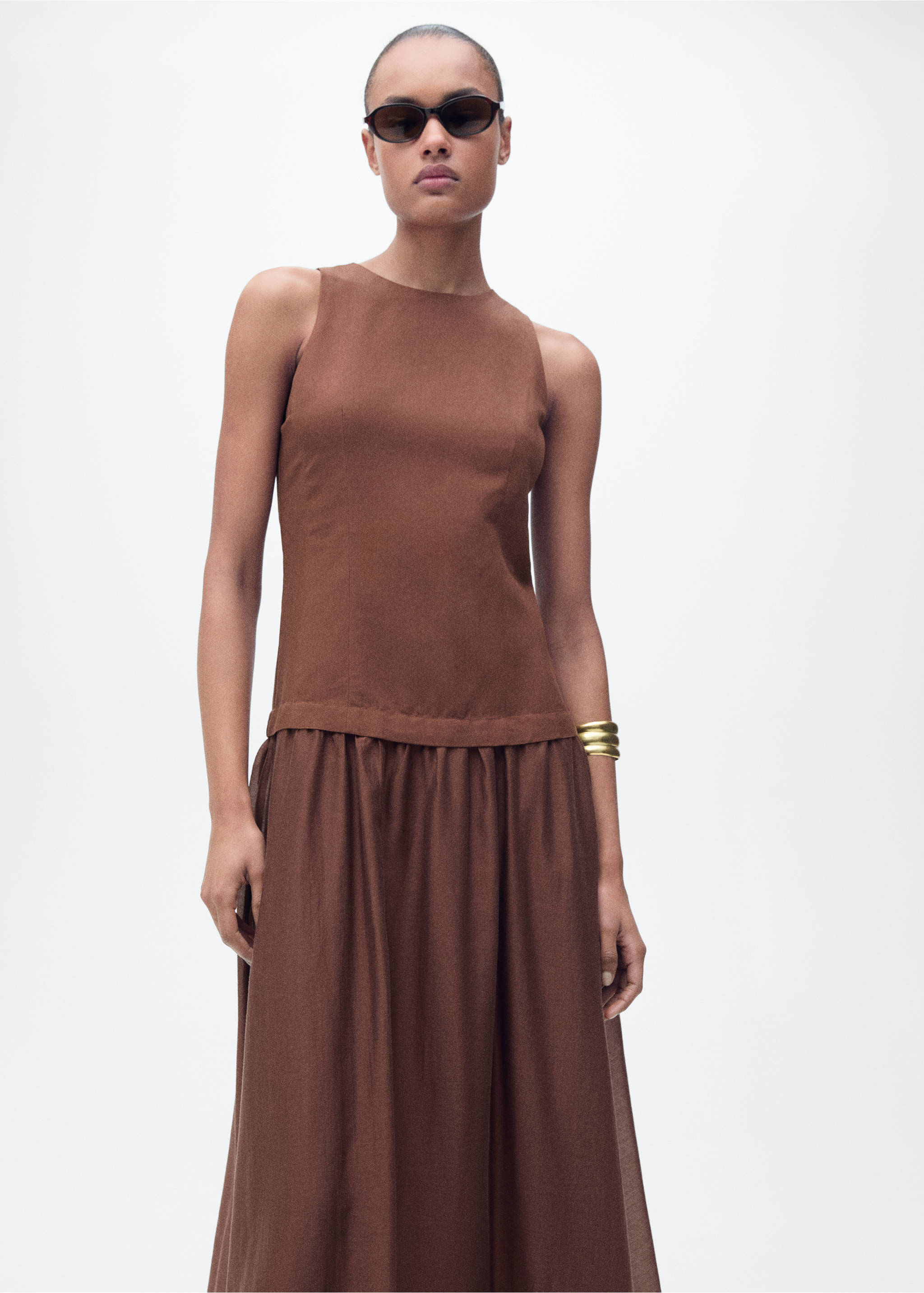 Brown sleeveless maxi dress with a round neck and gathered skirt., Brown. Ref: 87007192-00.