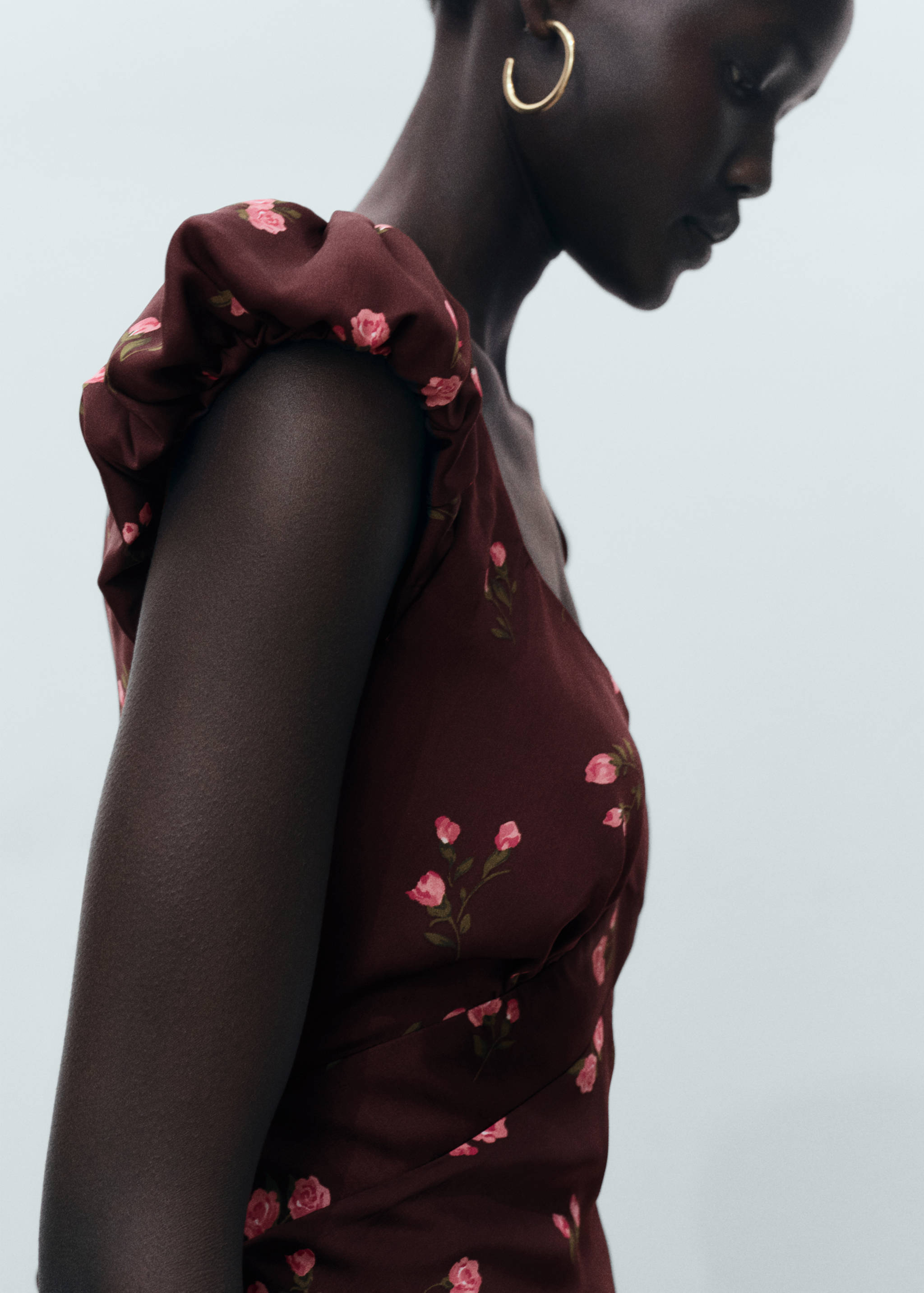 Robe mi-longue à fleurs manches courtes - Détail de l'article 6