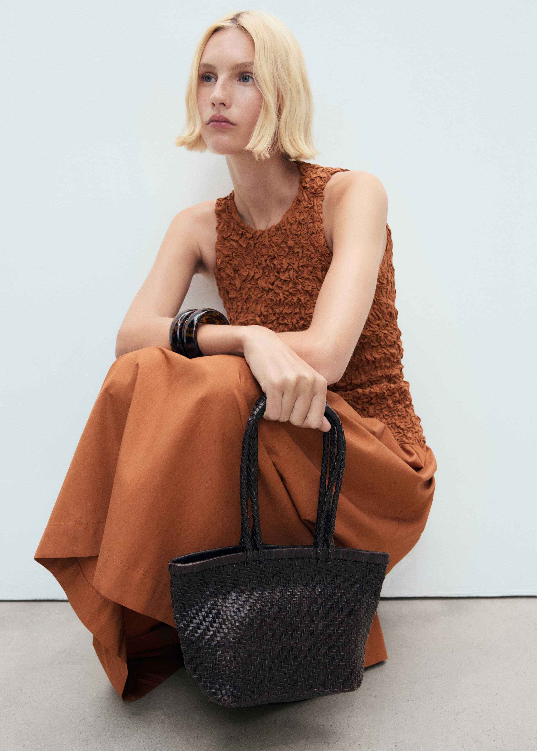 Combined open-back textured dress - Details of the article 2