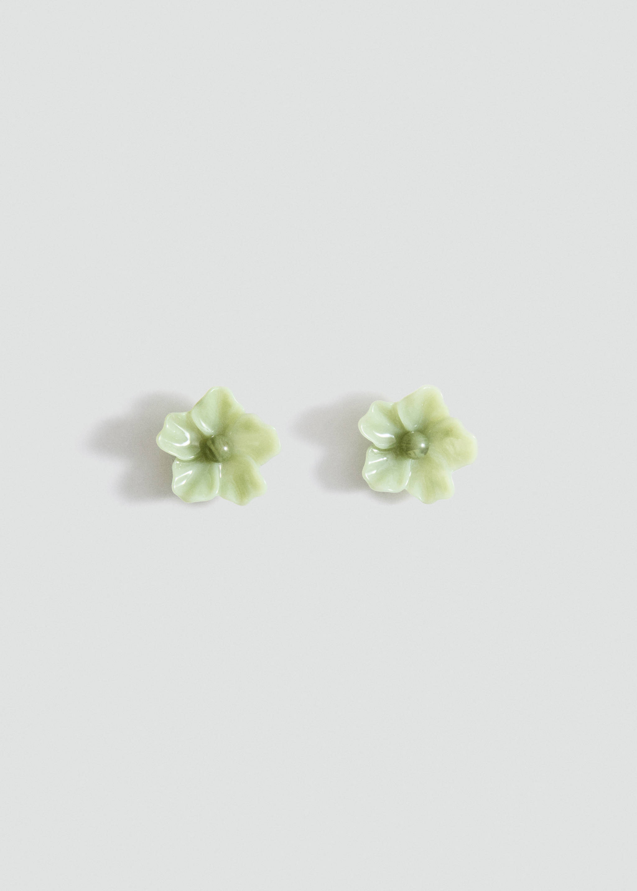 Resin flower earrings - Article without model
