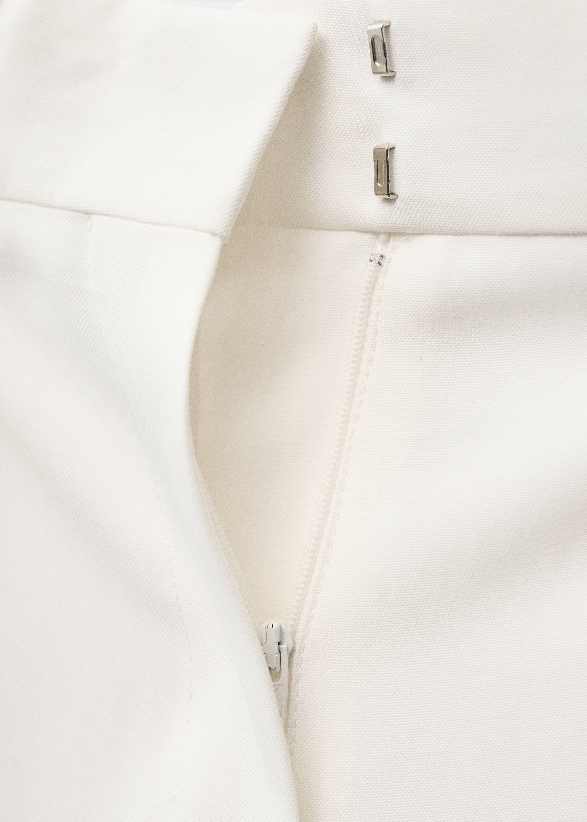 Lyocell suit trousers with pleats - Details of the article 8