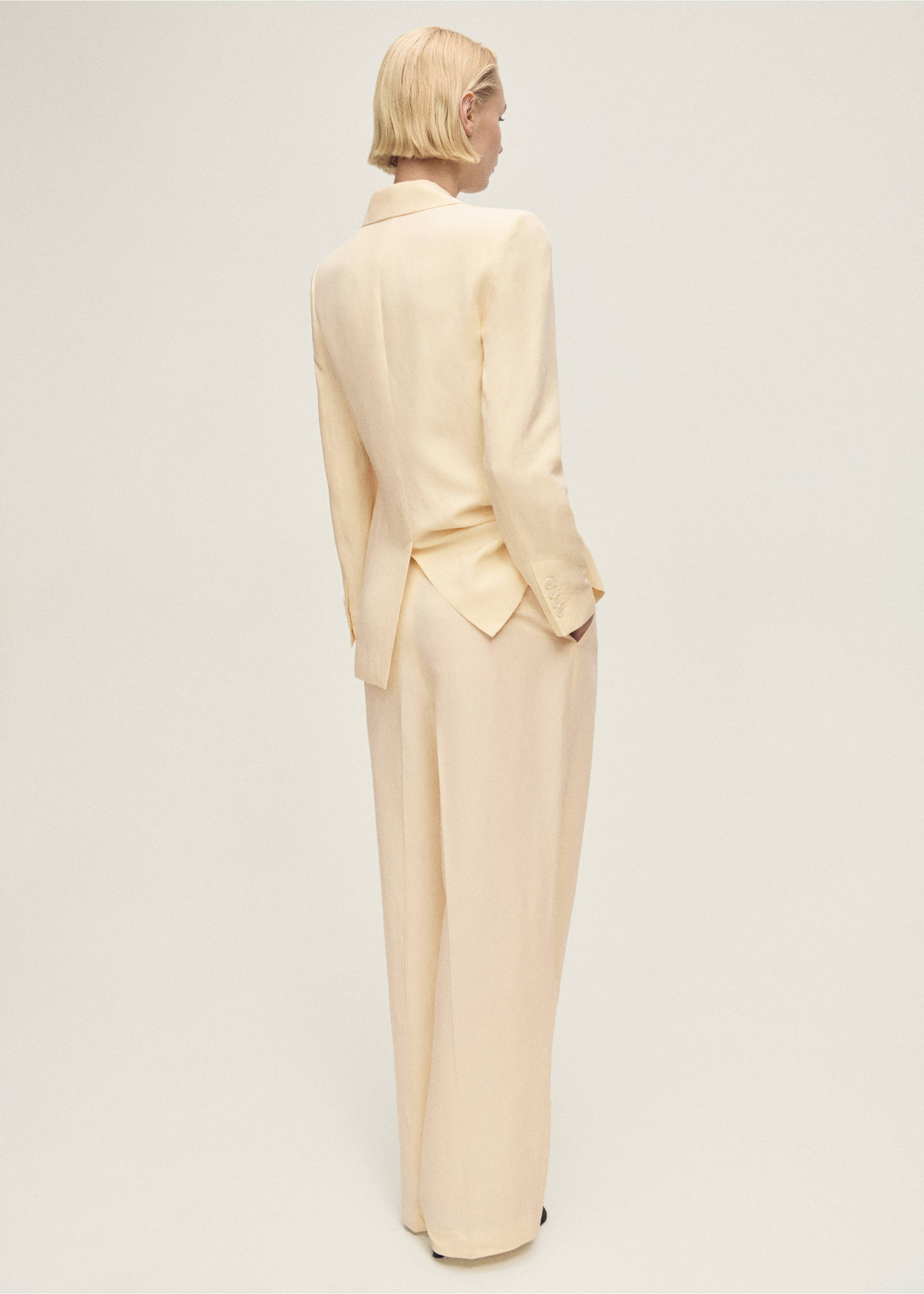 Straight-fit linen-blend suit trousers - Reverse of the article, Vanilla. Ref: 87007722-00.