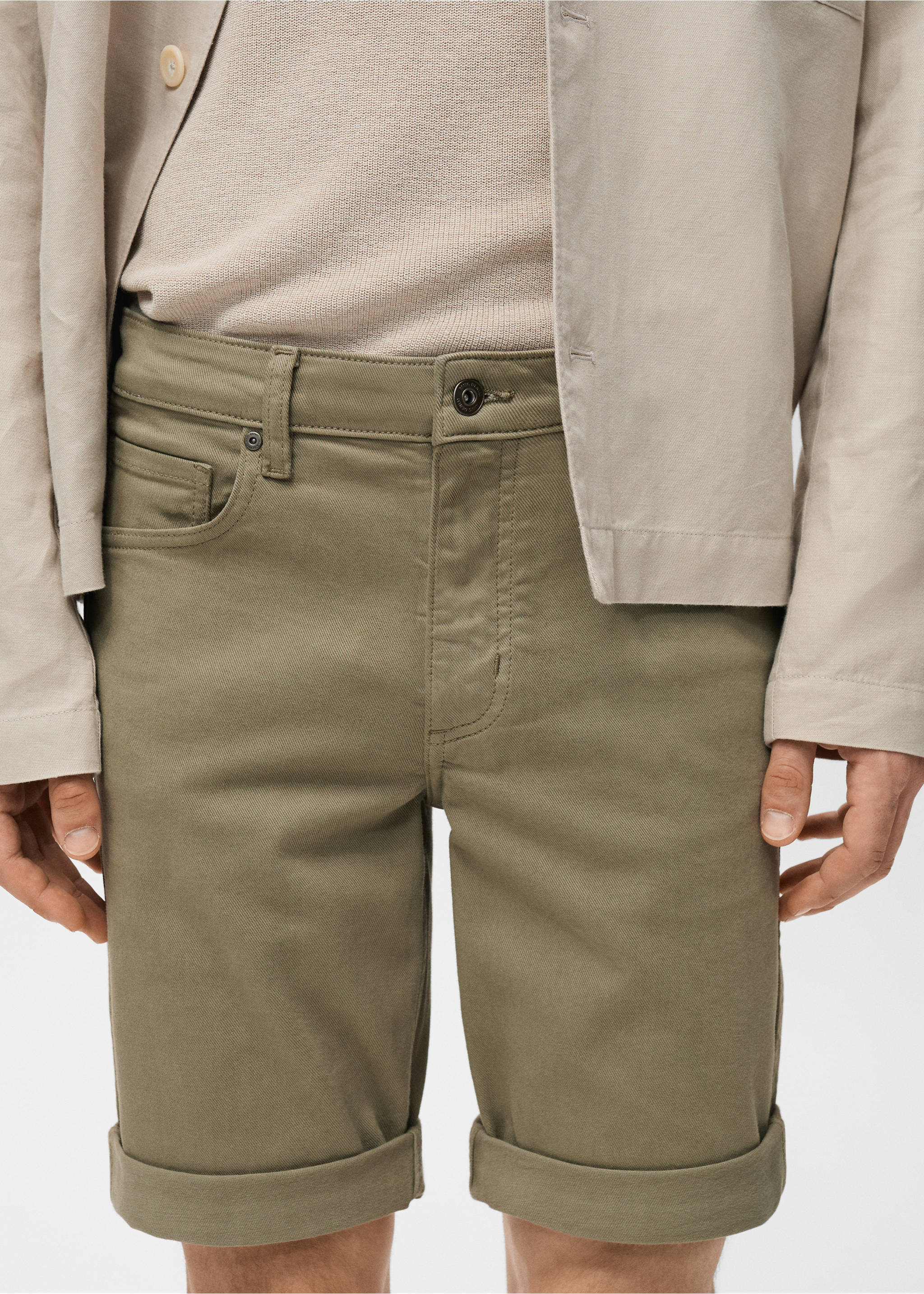 Khaki green bermuda shorts with rolled cuffs, Khaki. Ref: 87007893-00.