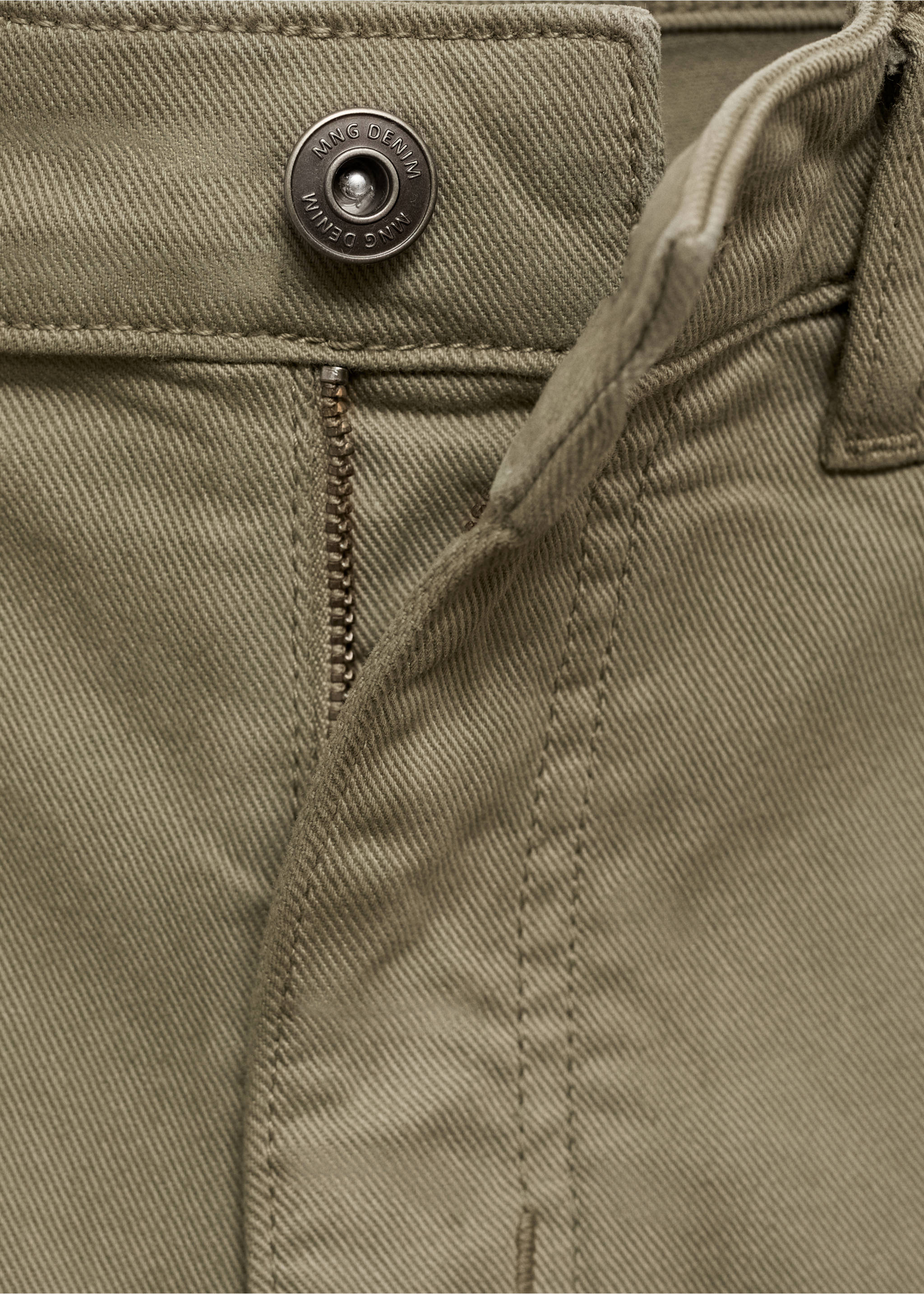 Khaki bermuda shorts fabric and button detail view, Khaki. Ref: 87007893-00.