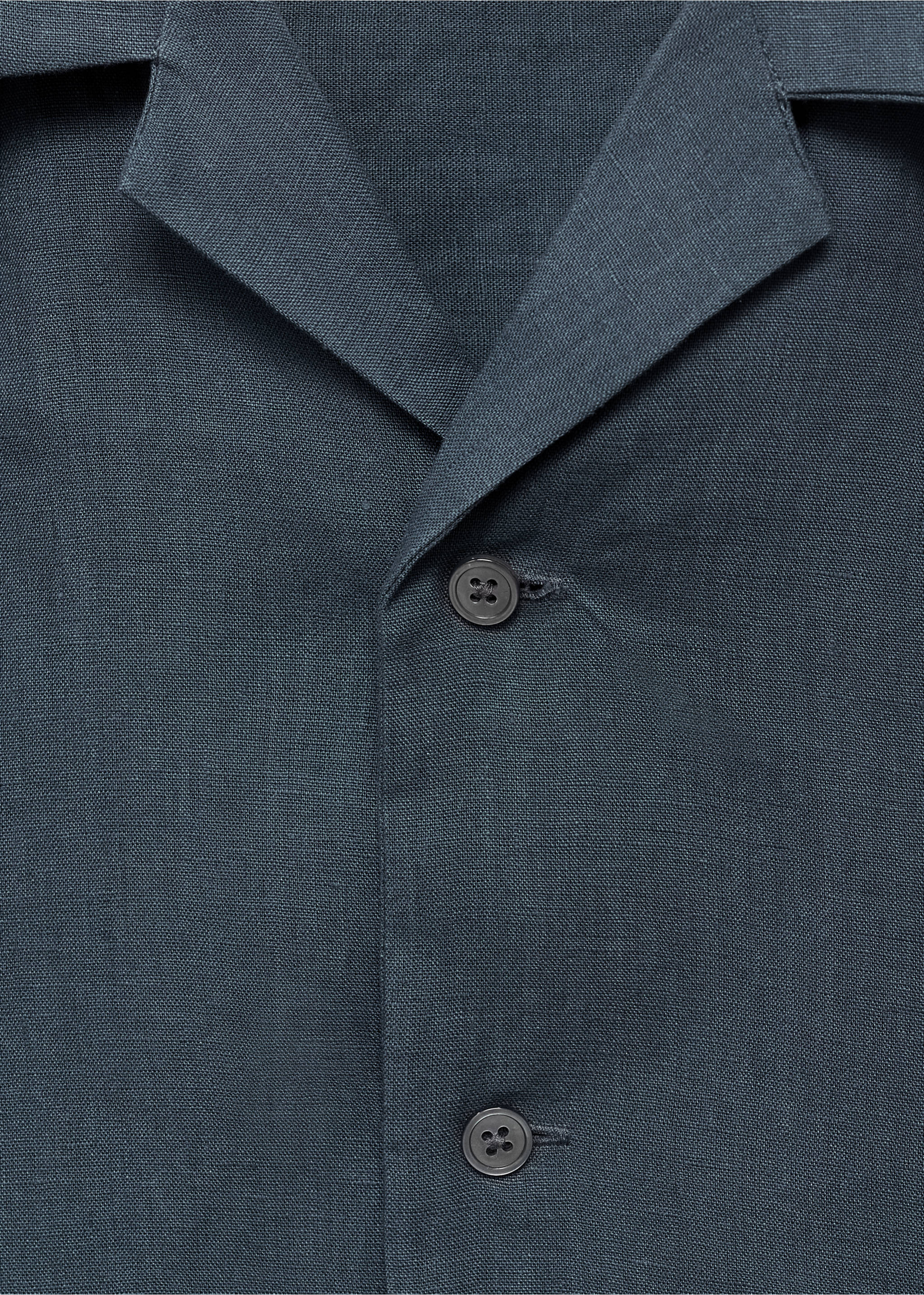 100% linen bowling-collar shirt - Details of the article 8, Petrol Blue. Ref: 87007909-00.