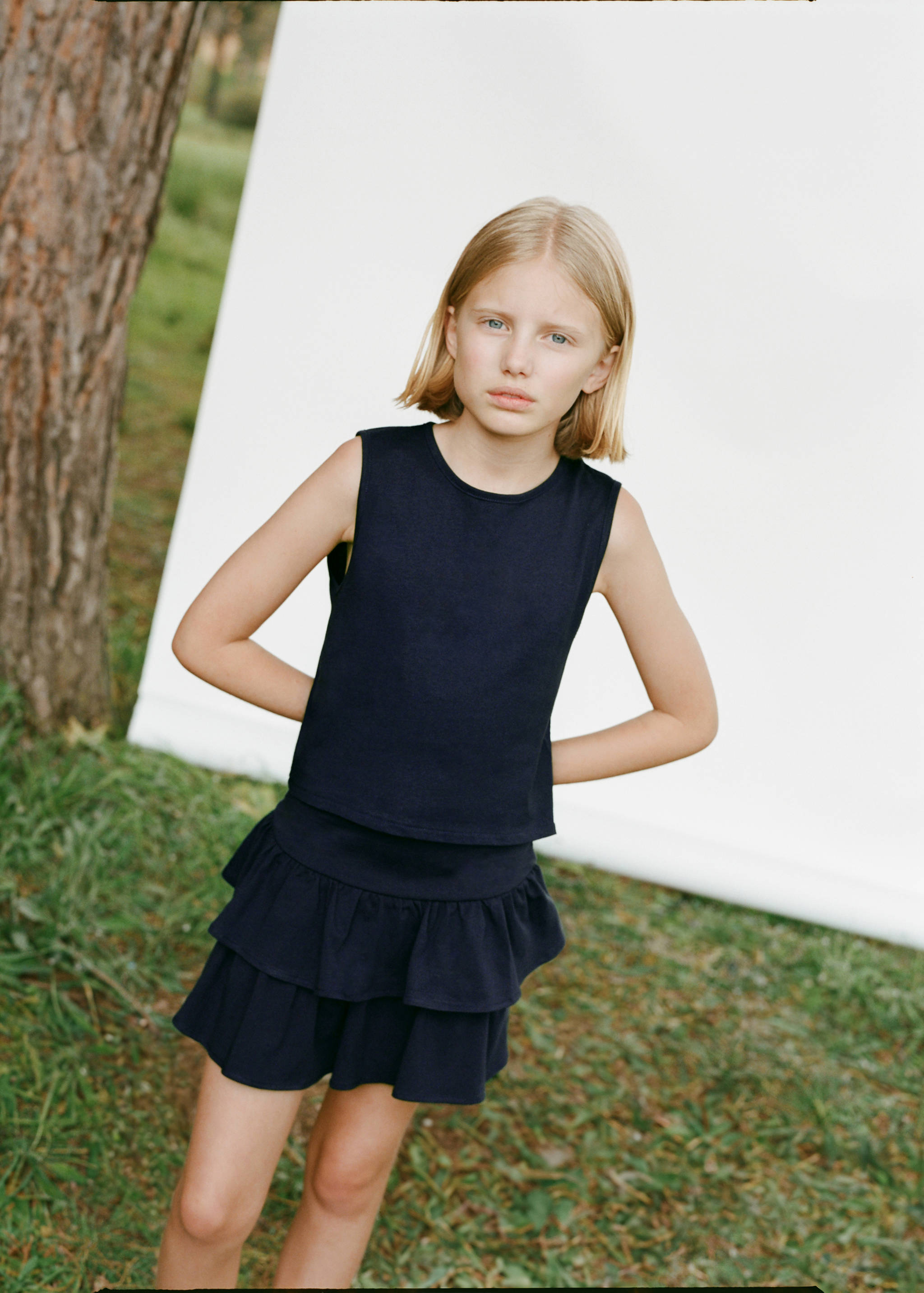 Cut-out back crop T-shirt - Details of the article 5