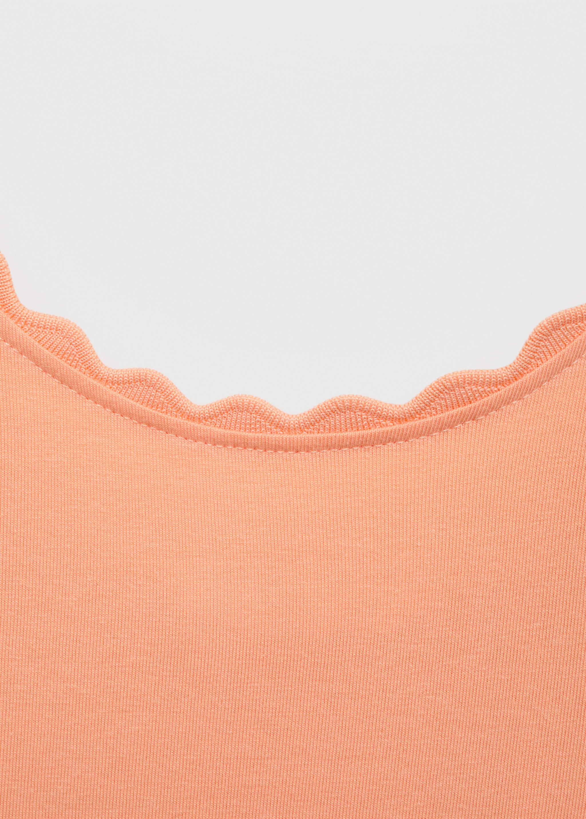Tank top with embroidered detail - Details of the article 8
