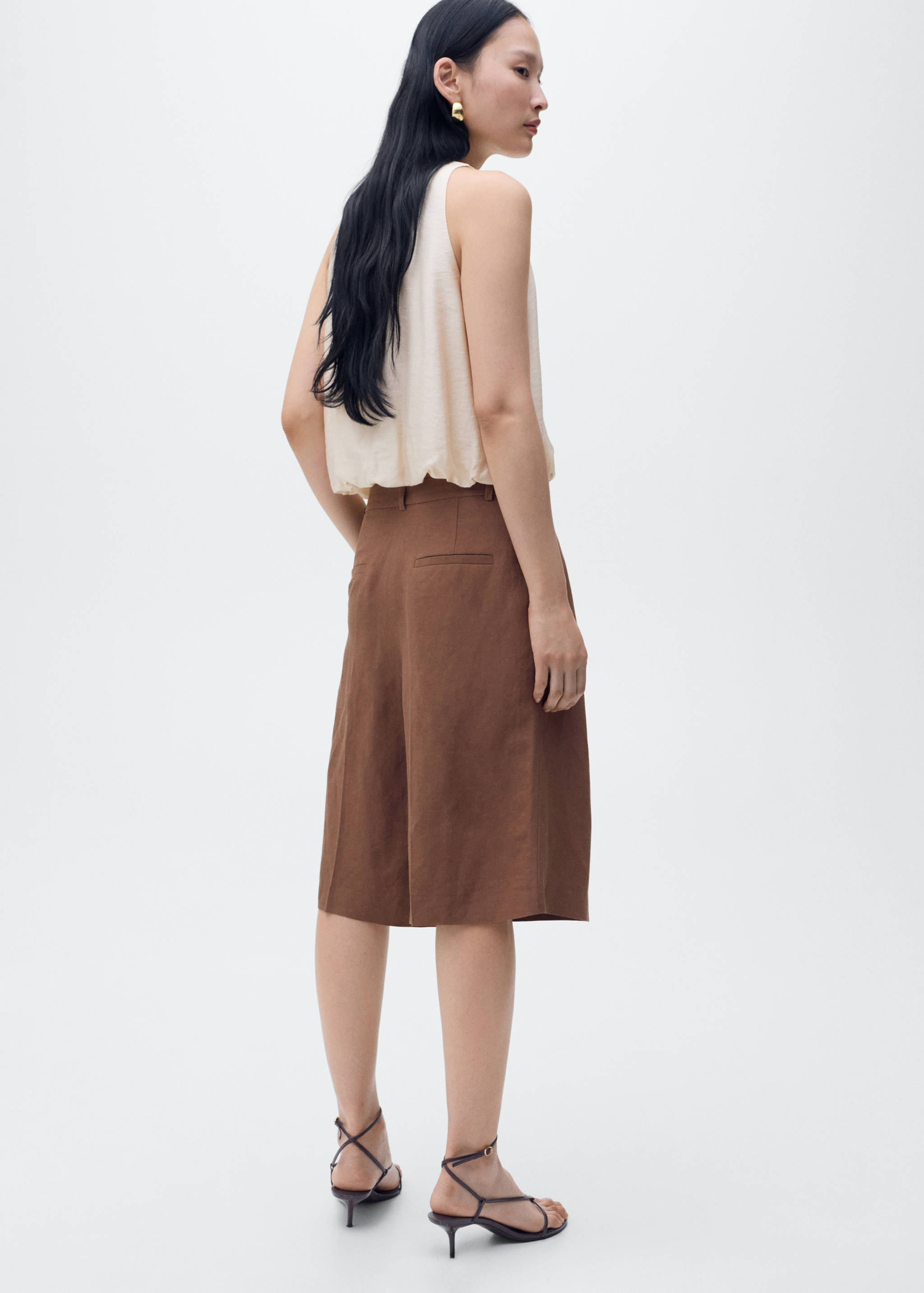 Lyocell-blend top with puffed hem - Reverse of the article