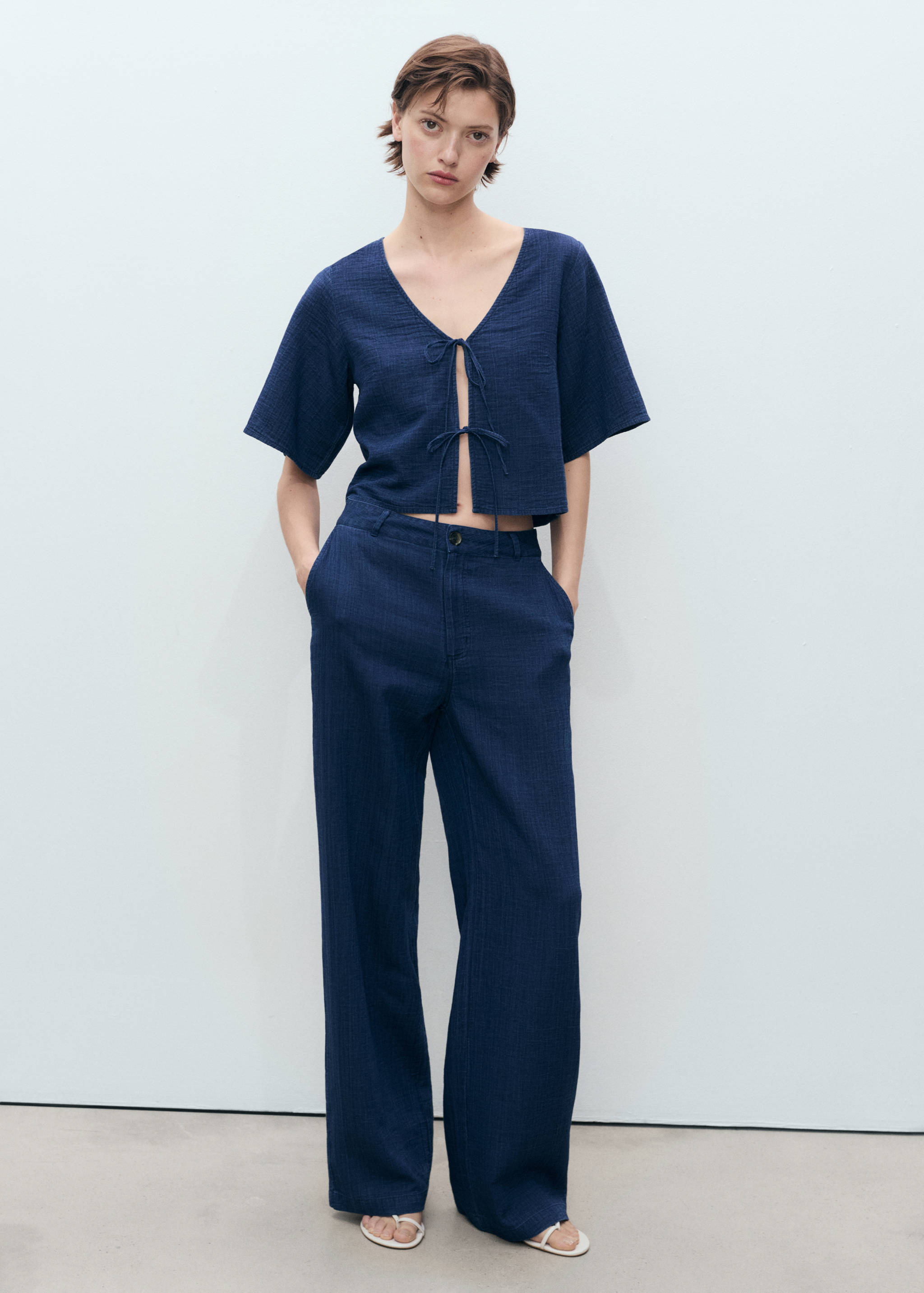 Flowy denim top with bows - General plane