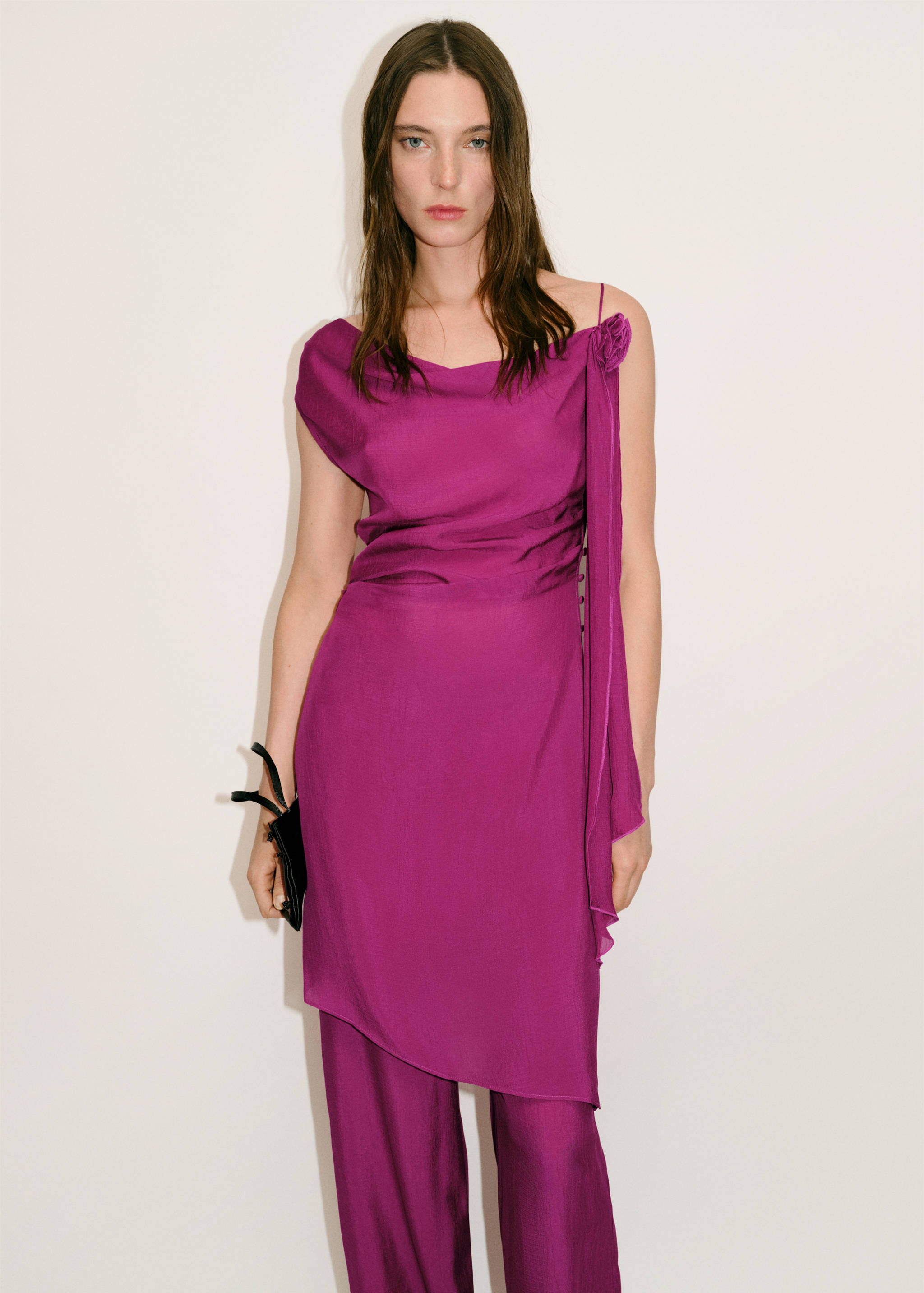 Long top with flower detail - Medium plane