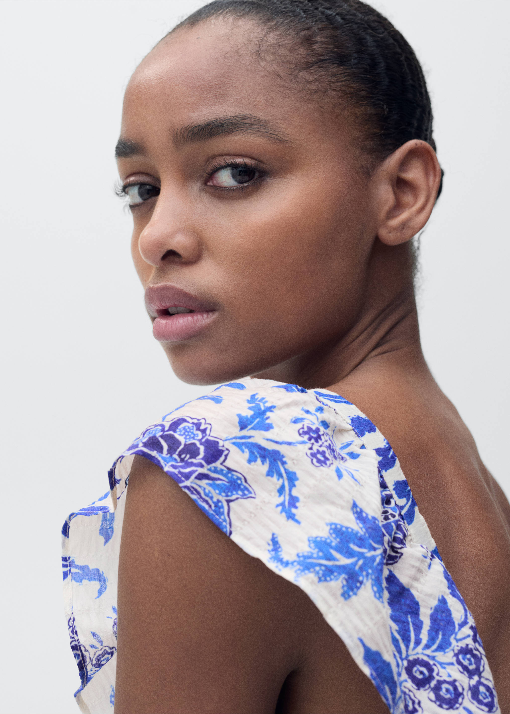 Robe à fleurs volantée - Détail de l'article 1, Bleu. Ref: 87009070-00.