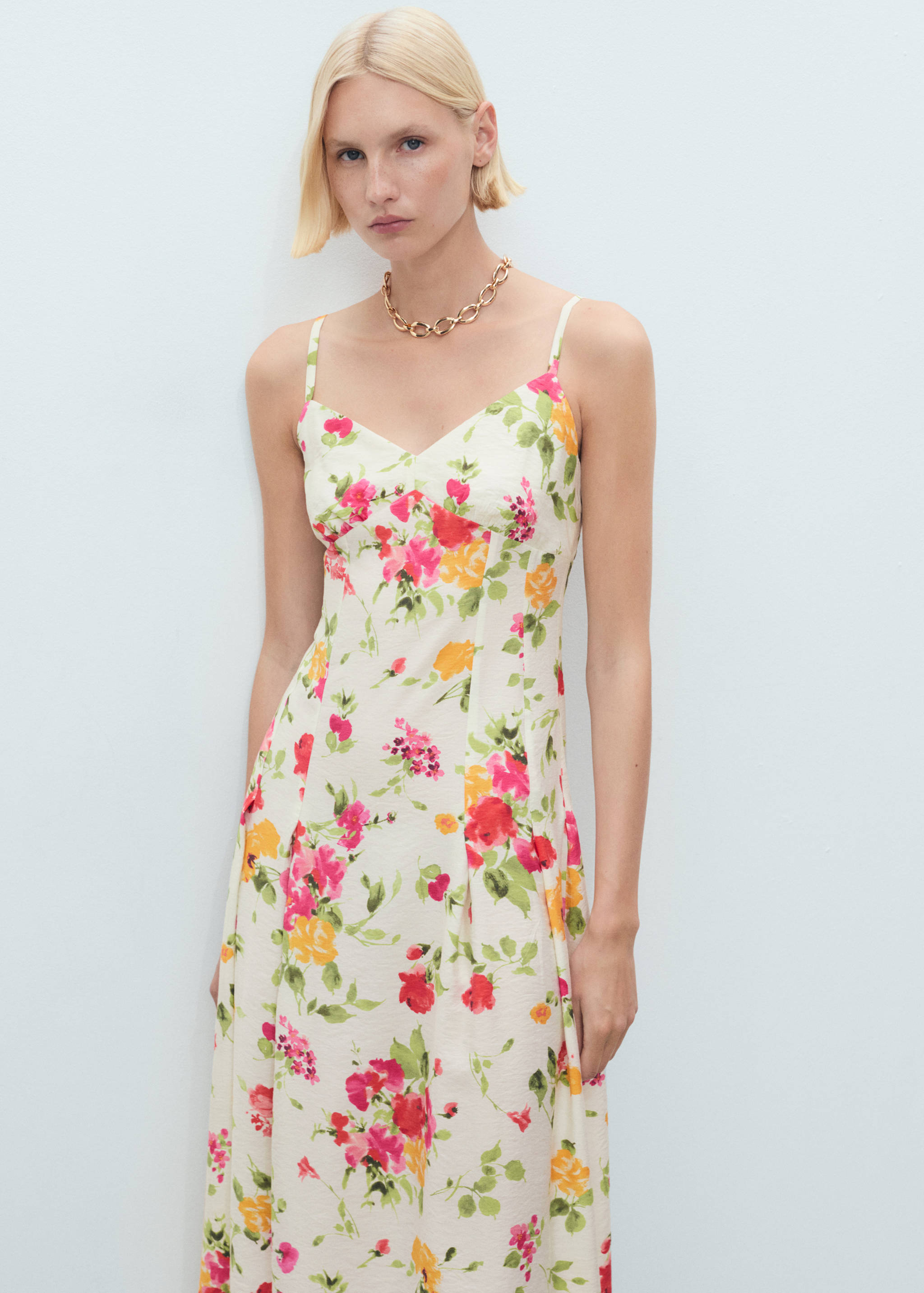 Φόρεμα εβαζέ με φλοράλ σχέδιο - Μεσαίο πλάνο