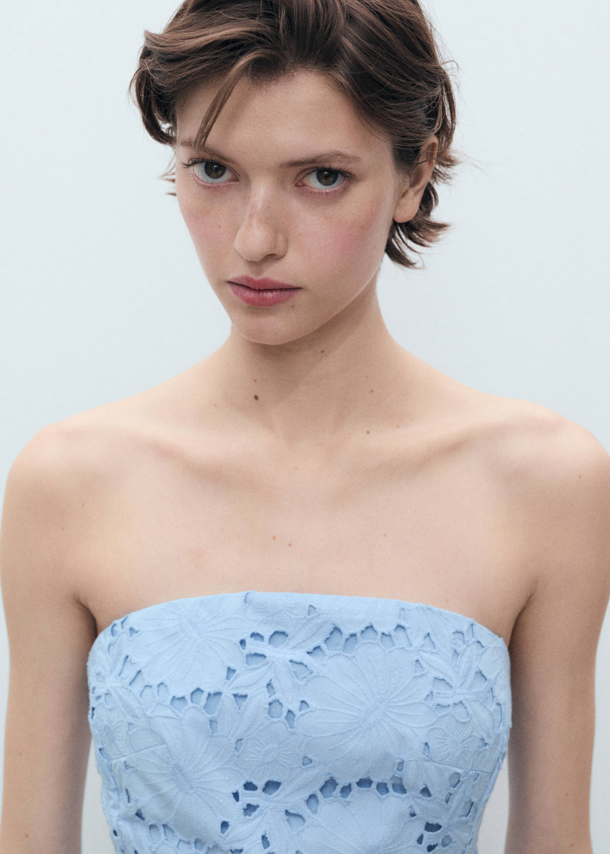 English embroidered strapless dress - Details of the article 1