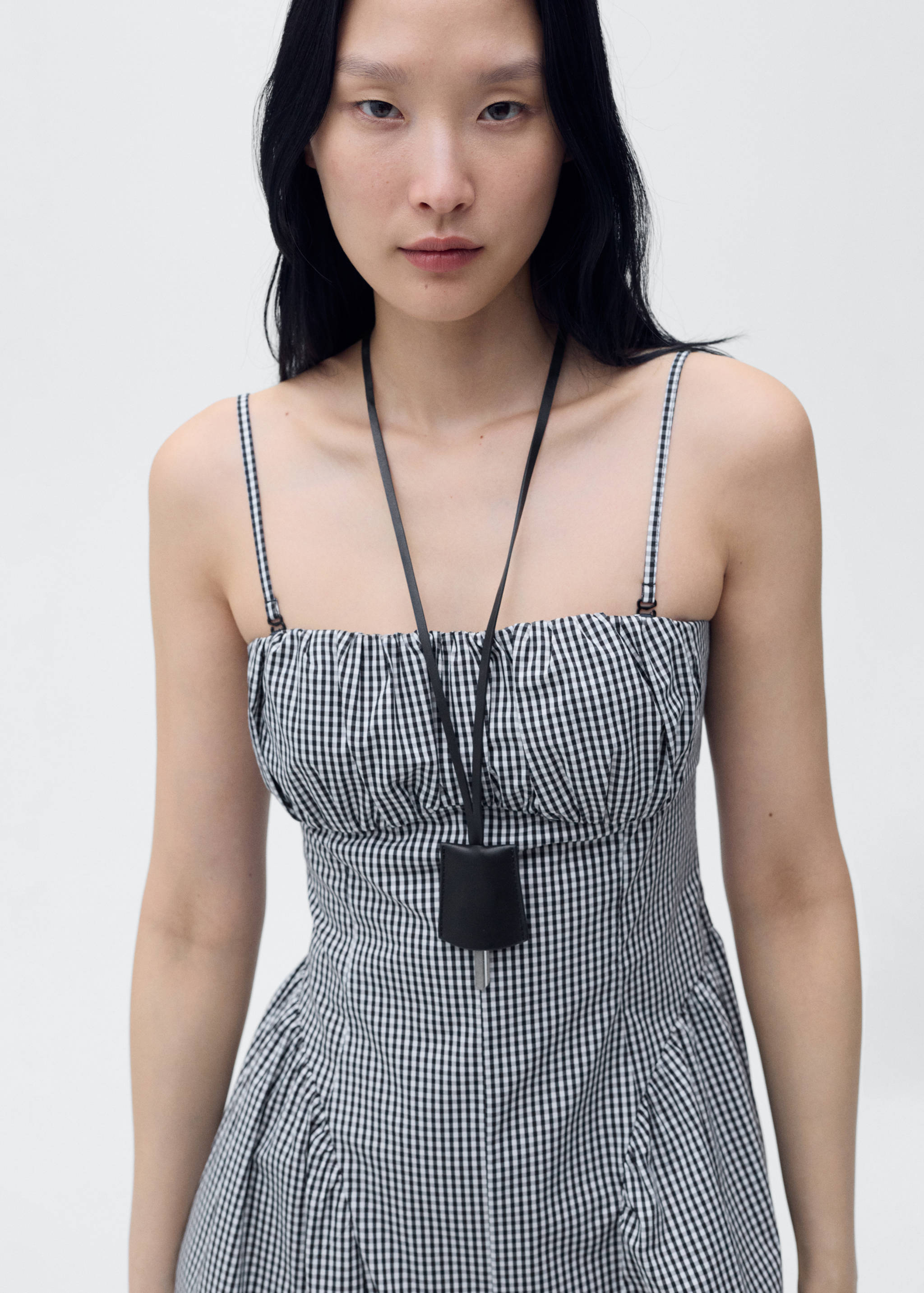 Robe midi imprimé à carreaux vichy - Plan moyen