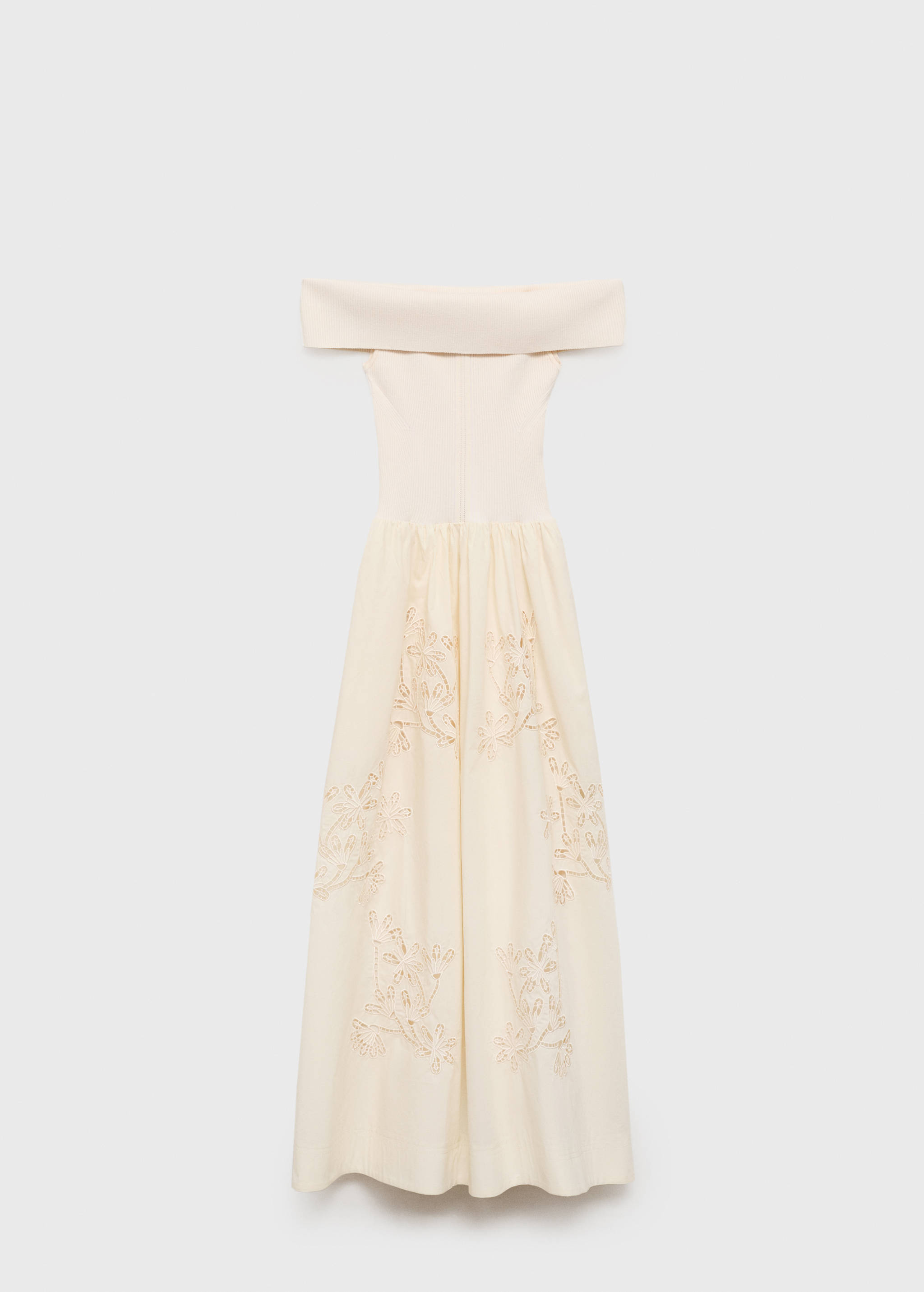 Vestido combinado com pormenores bordados - Artigo sem modelo