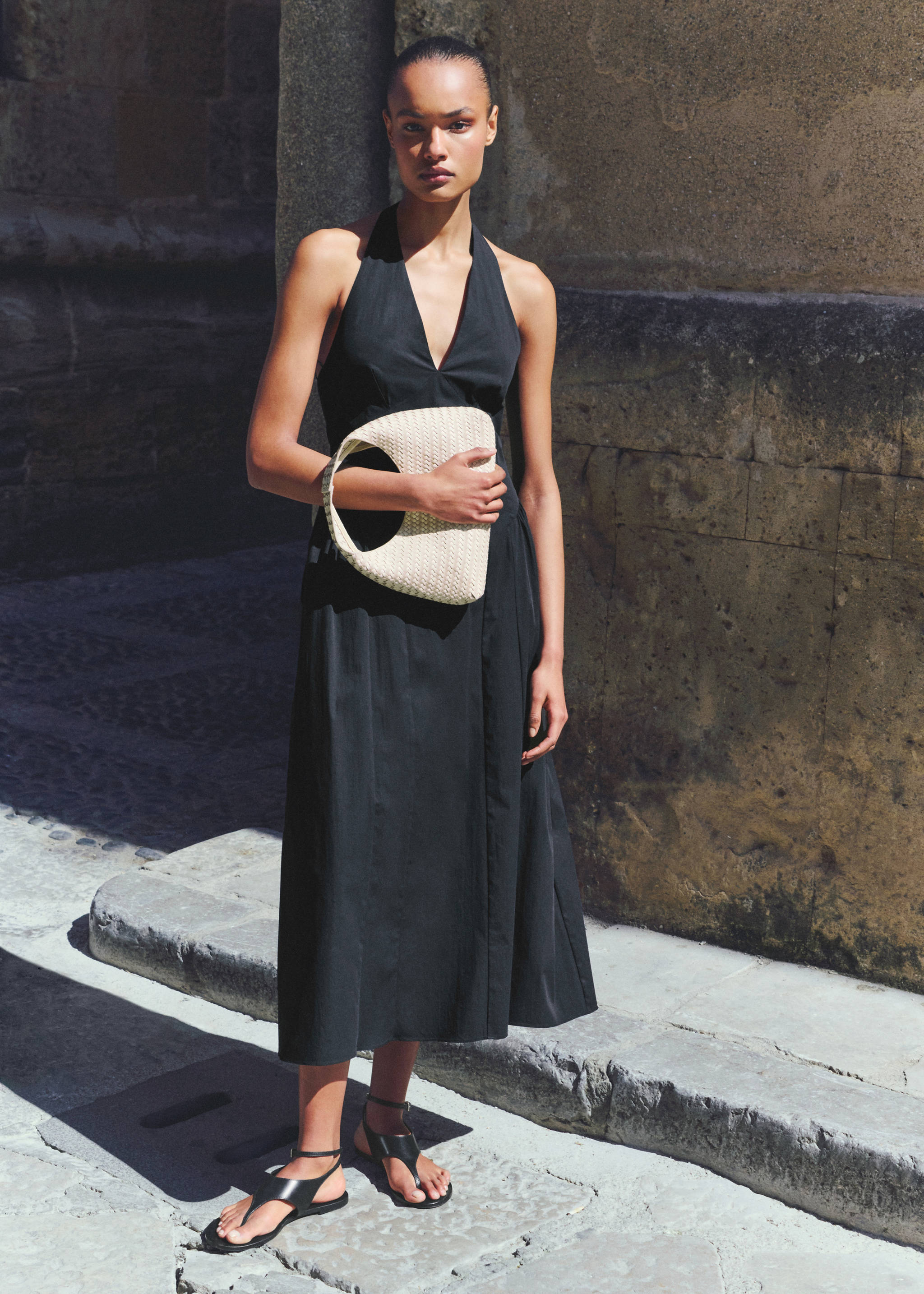 Midiklänning i bomull med halterneck - Detaljer om artikeln 6