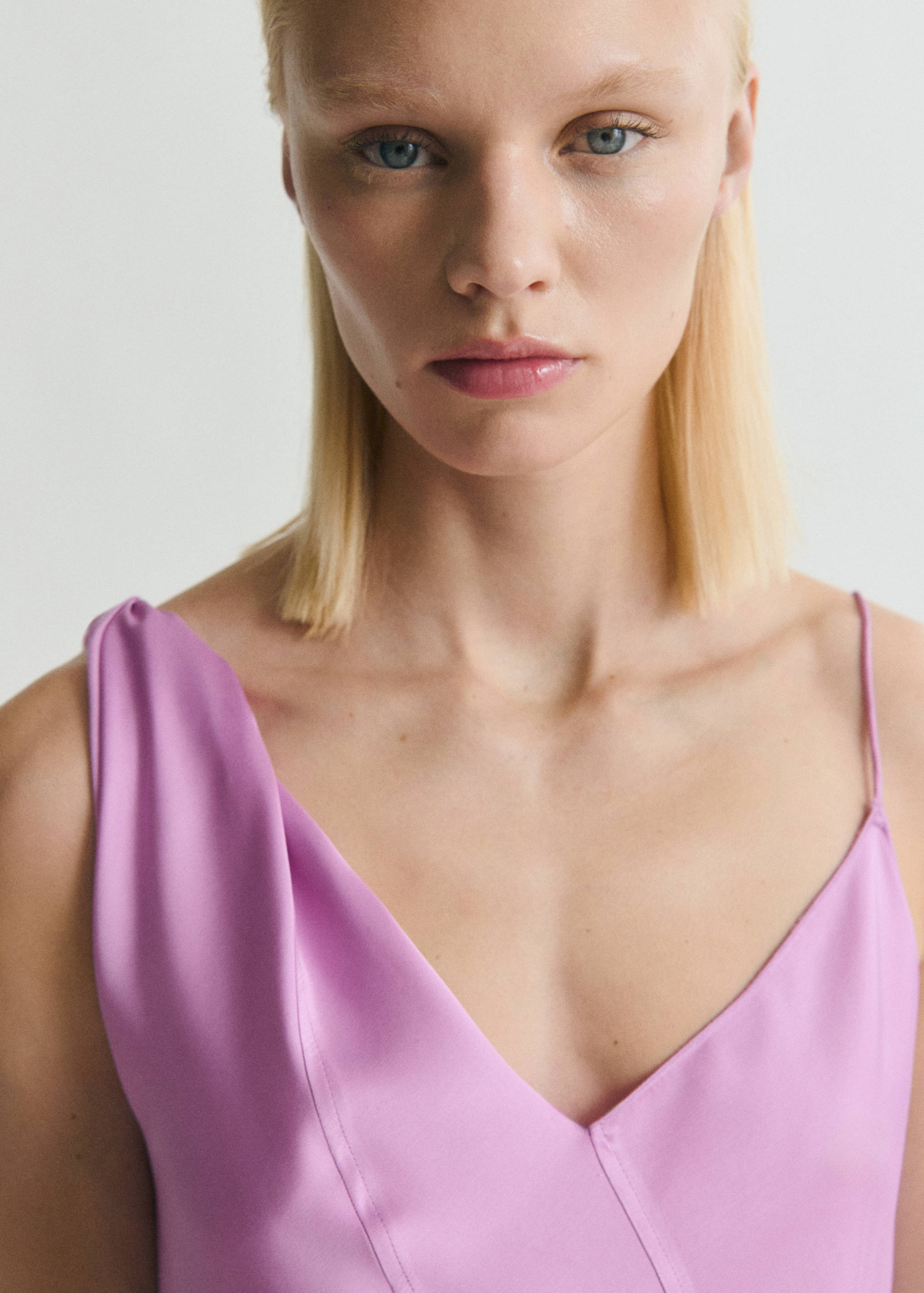 Φόρεμα σατέν ασύμμετρο - Λεπτομέρεια του προϊόντος 1