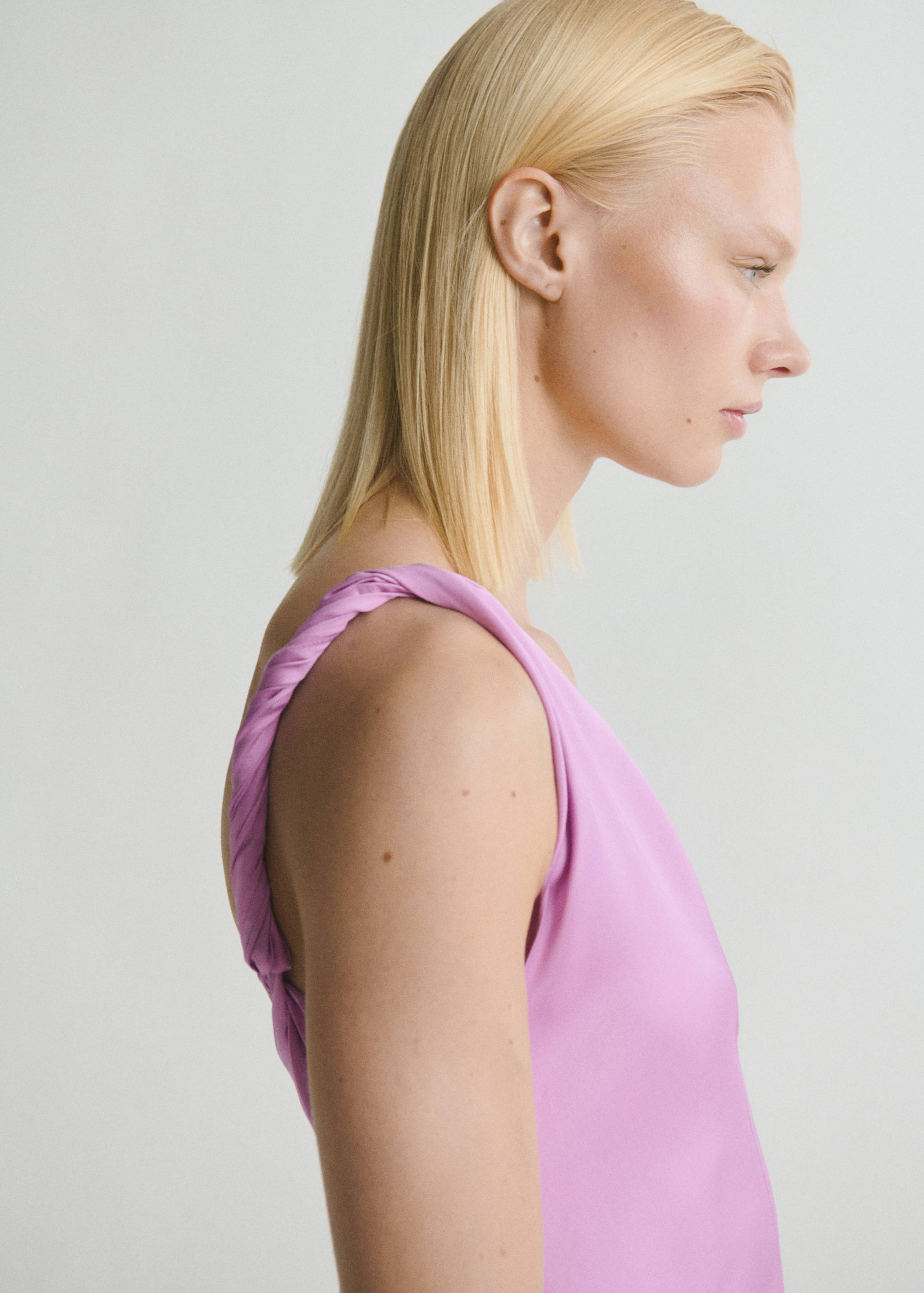 Φόρεμα σατέν ασύμμετρο - Λεπτομέρεια του προϊόντος 2