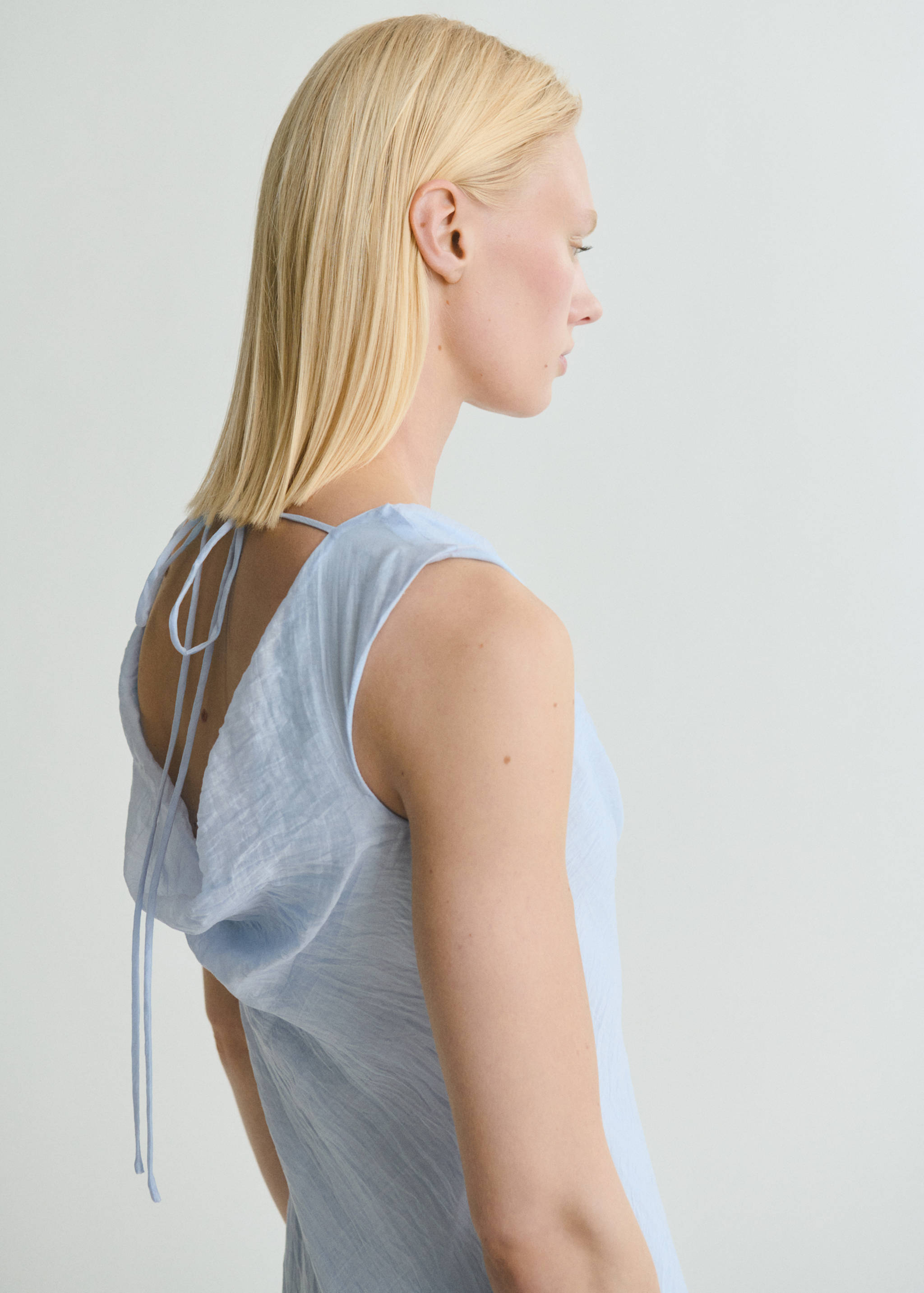 Vestido midi com decote drapeado - Pormenor do artigo 6