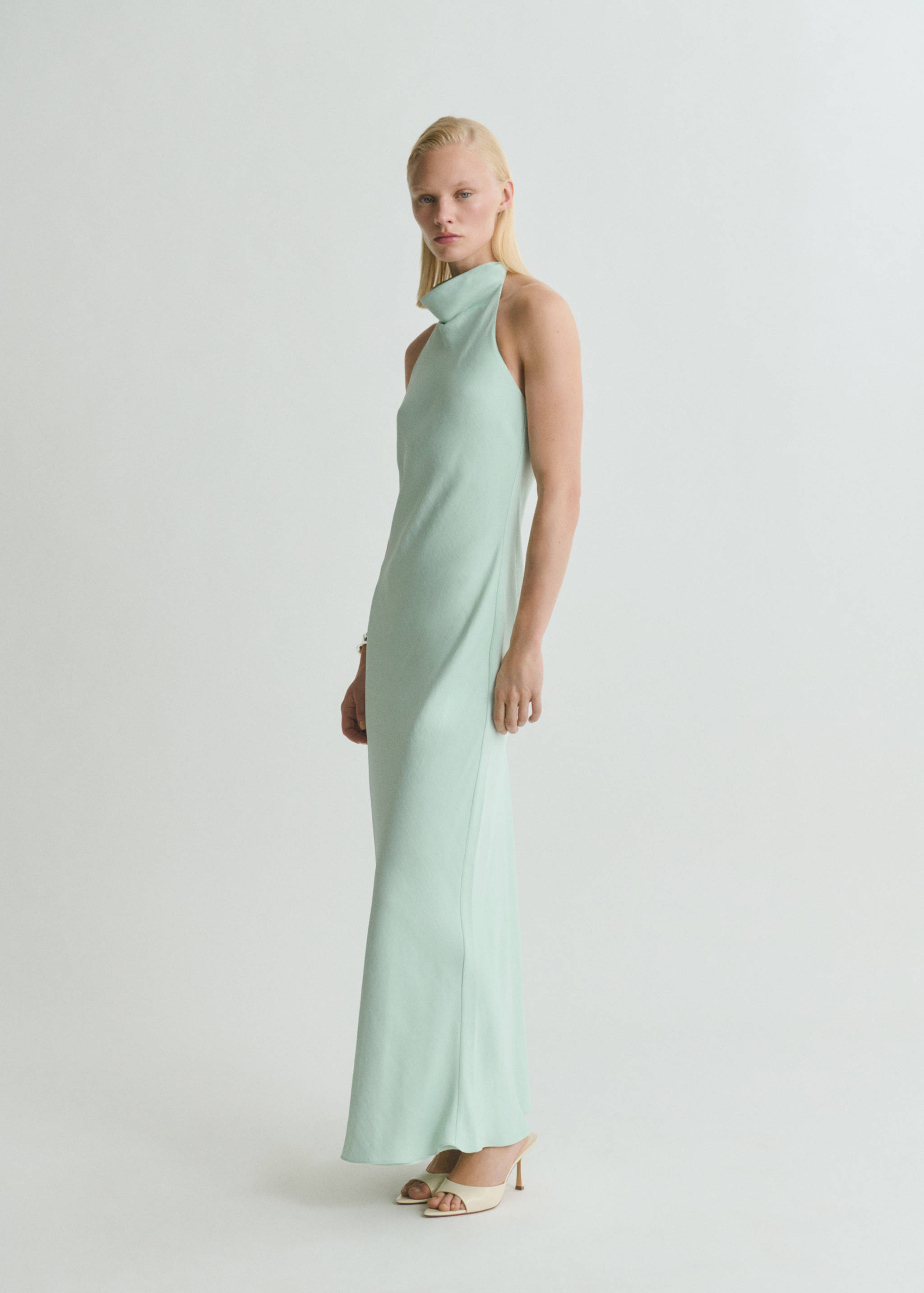 Satin halter neck dress - General plane
