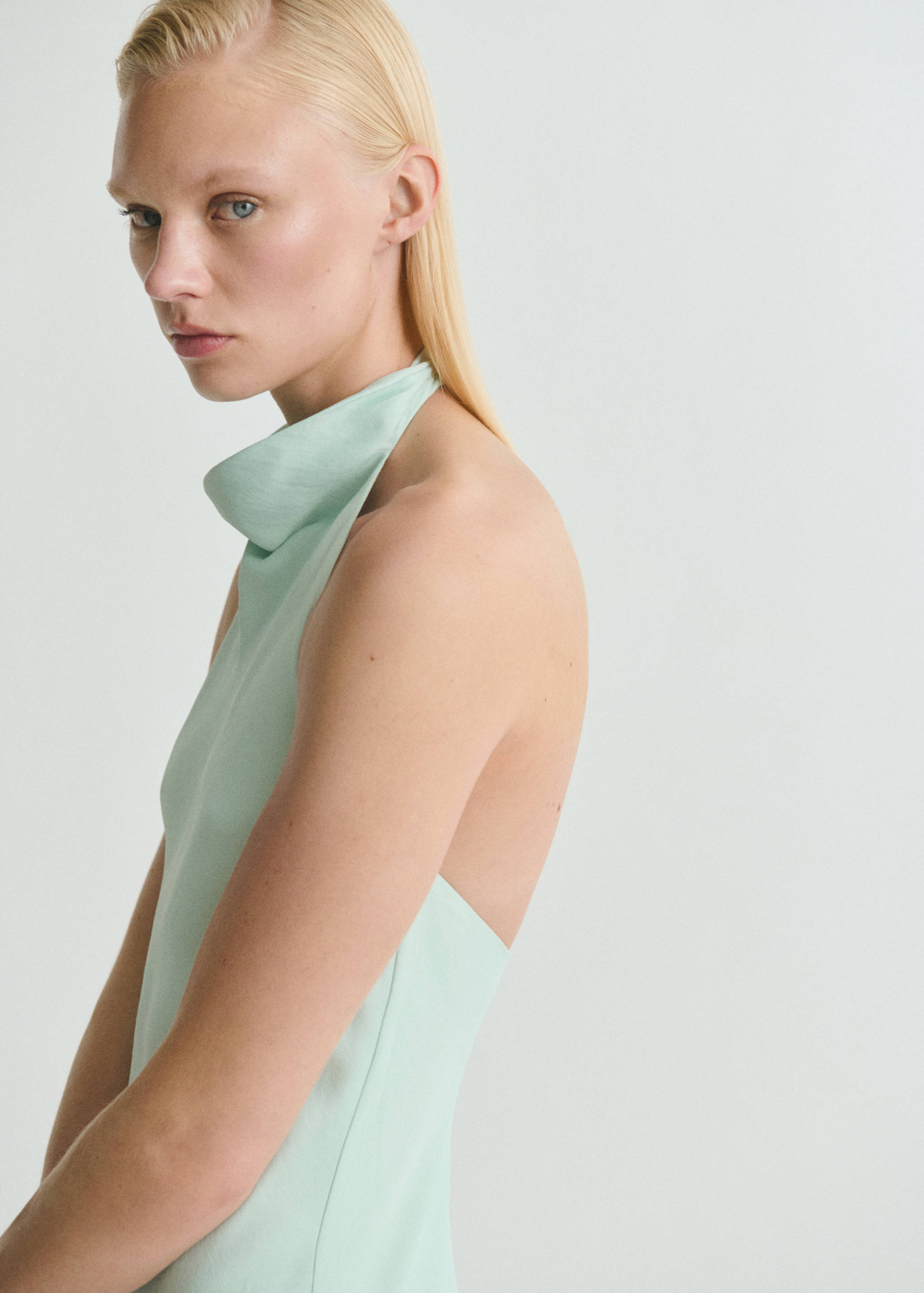 Satin halter neck dress - Details of the article 2