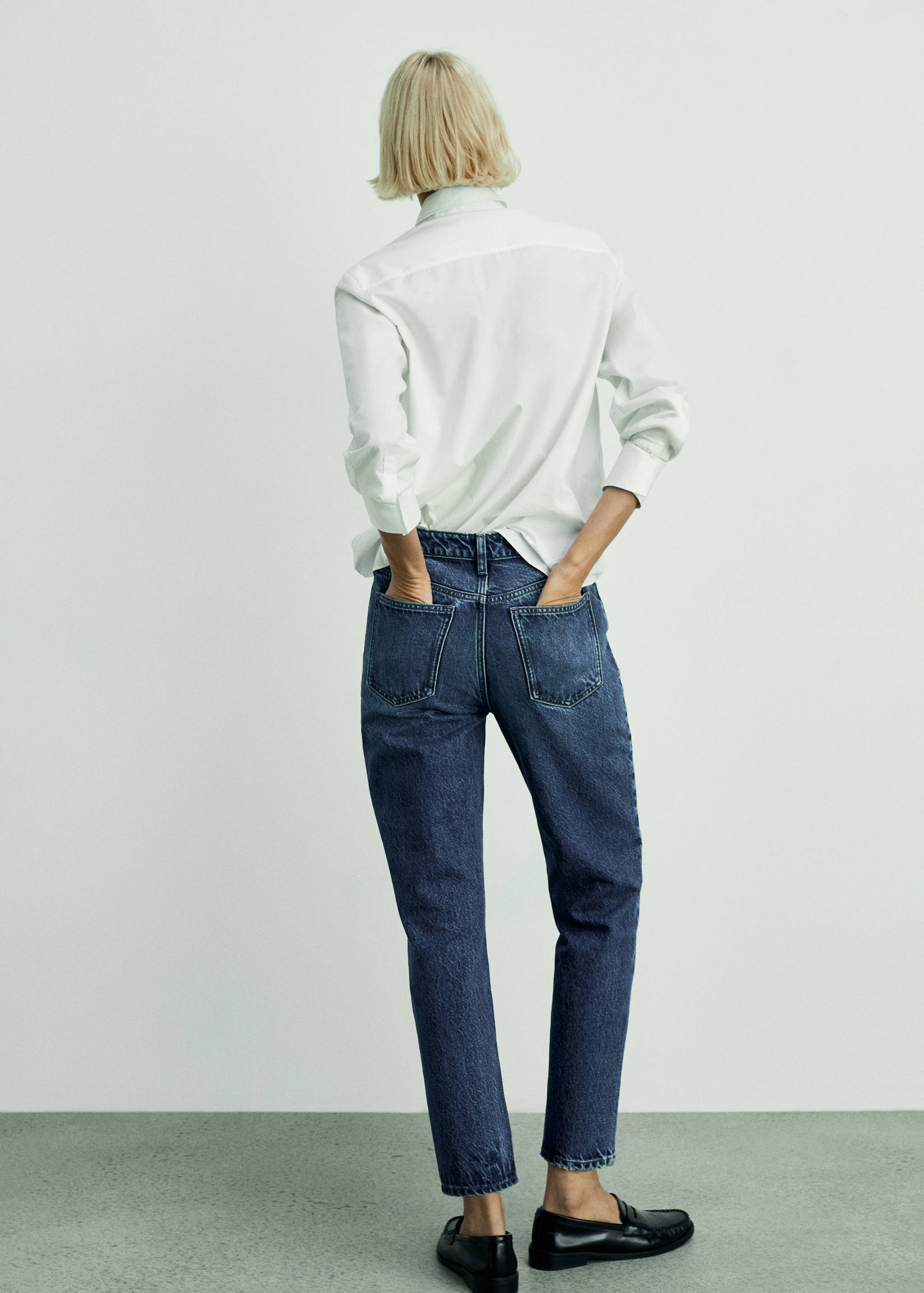 Jeans Mom2000 mom tiro alto - Reverso del artículo