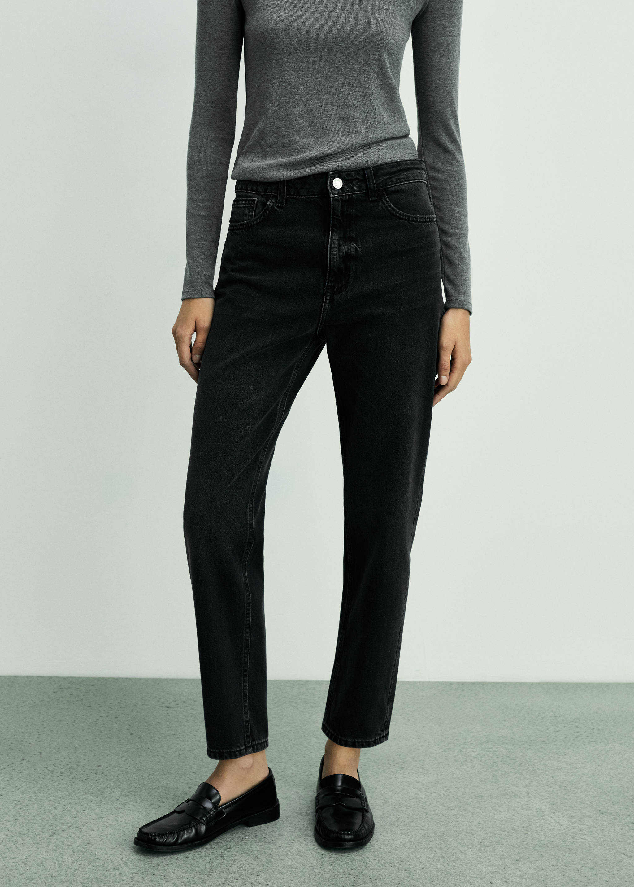 Jeans Mom2000 mom tiro alto - Plano medio