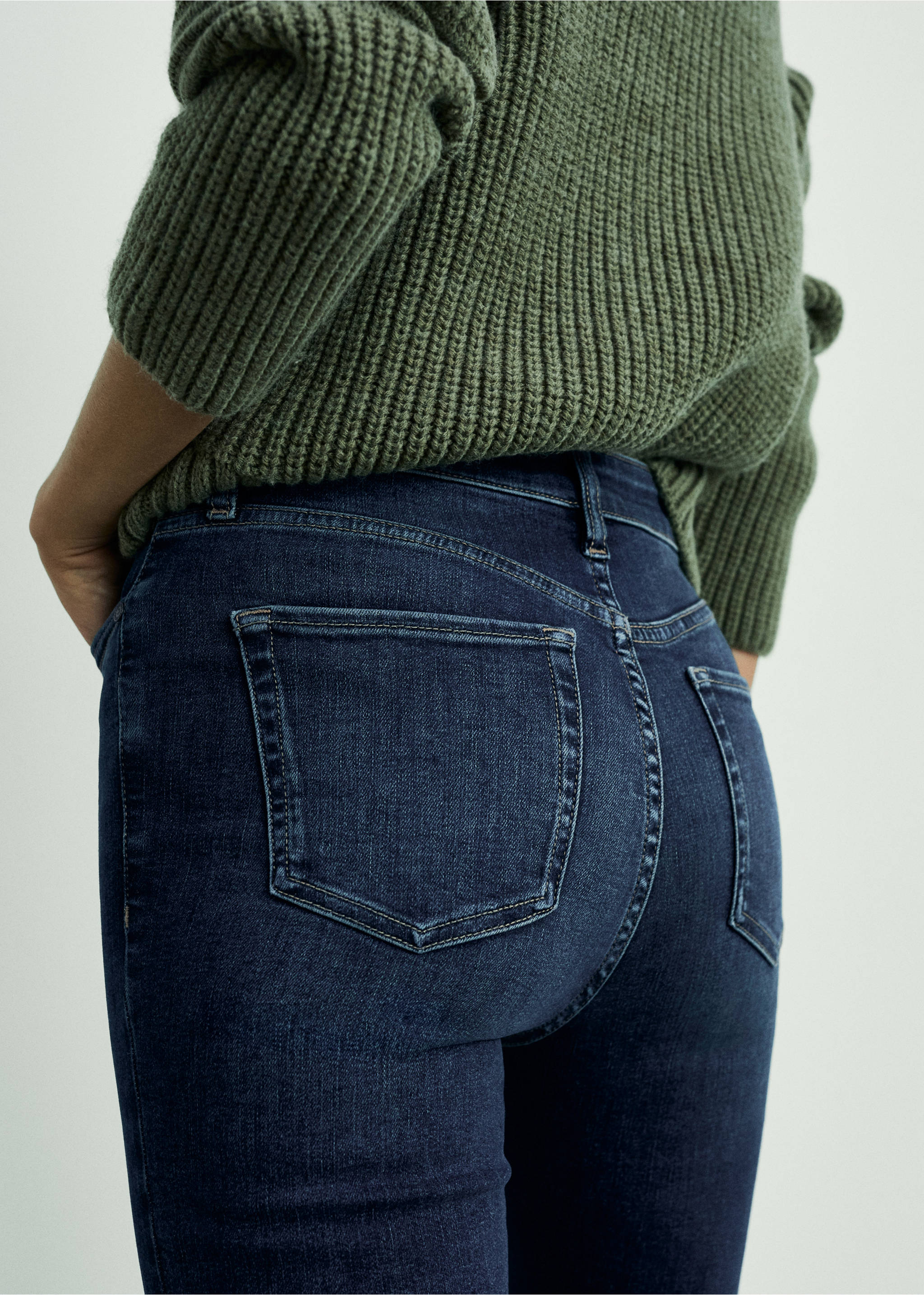 高腰修身牛仔裤 - null, 深蓝色. Ref: 87010284-00.