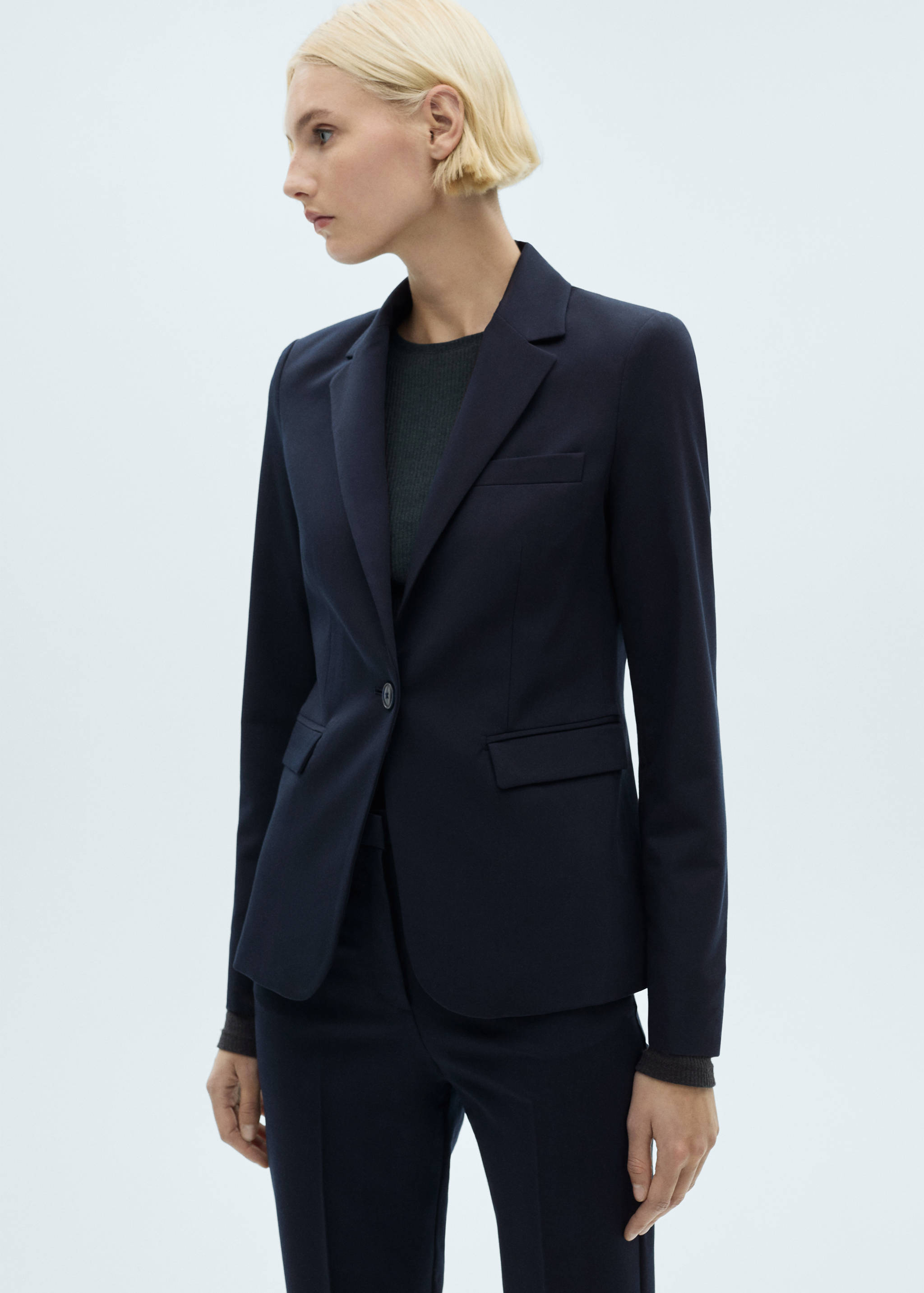 Blazer costume cintré - Plan moyen