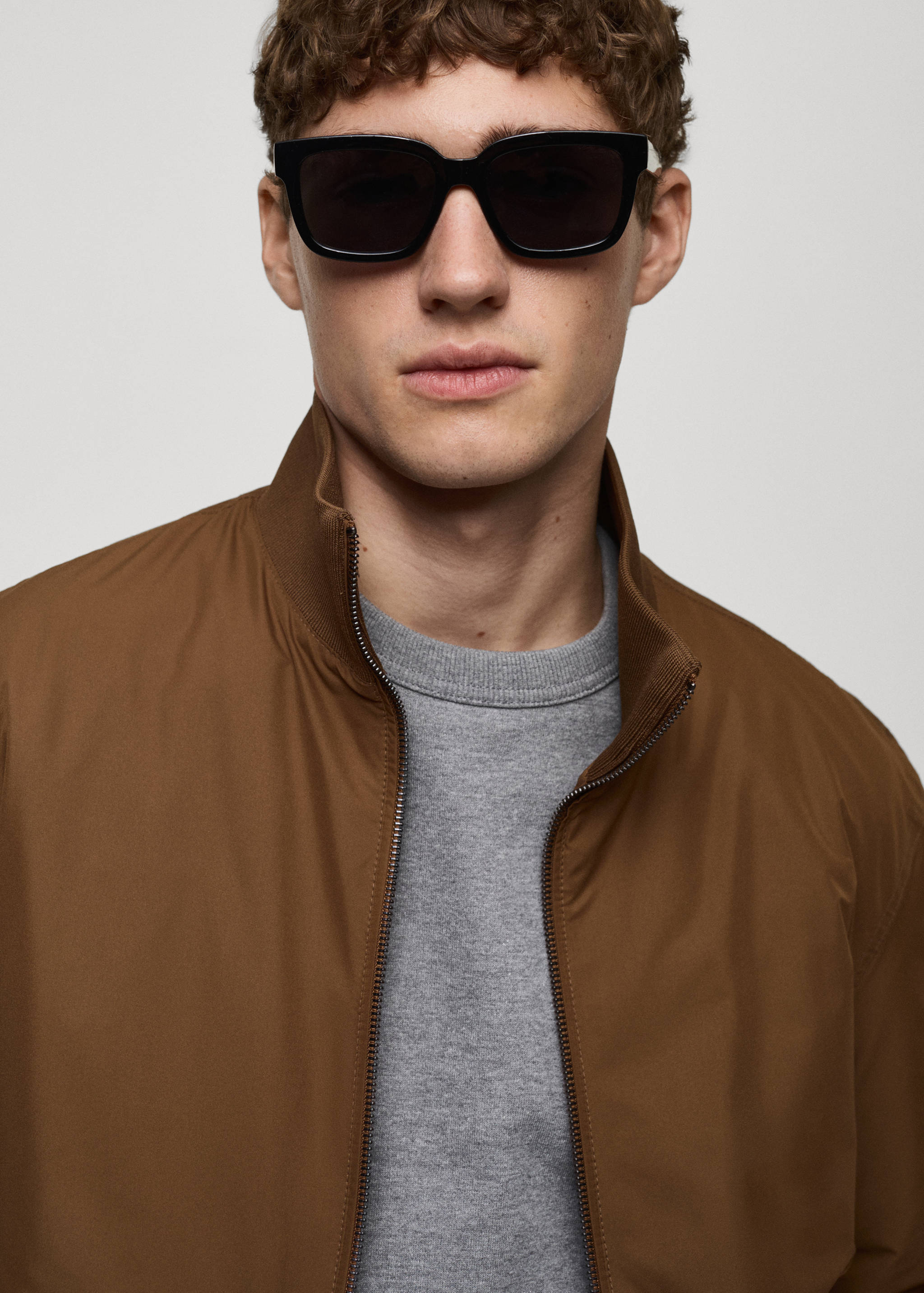 Water-repellent quilted bomber jacket - Details of the article 1