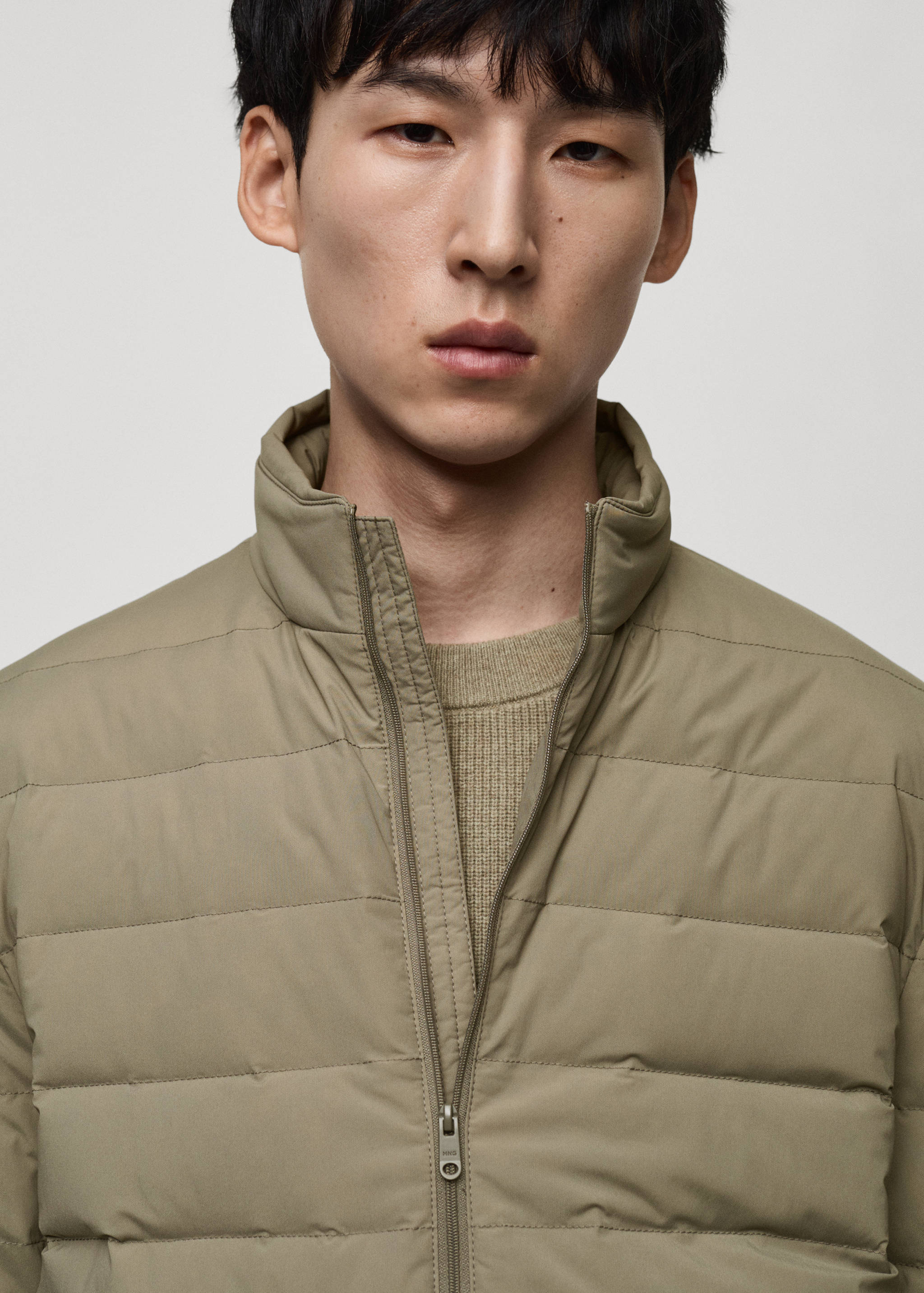 Quilted jacket with down and feather filling - Details of the article 1