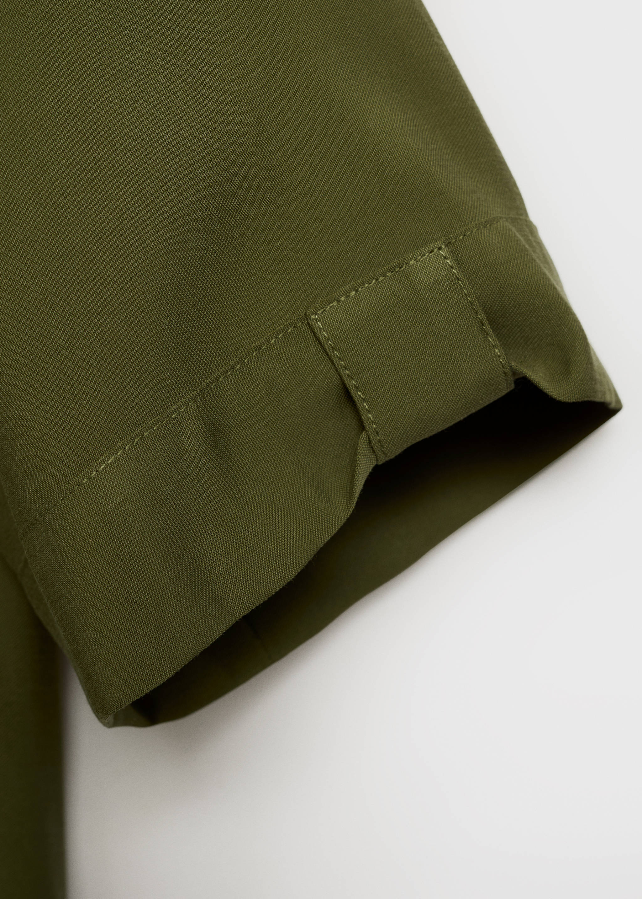 Short sleeve fluid shirt - Details of the article 0