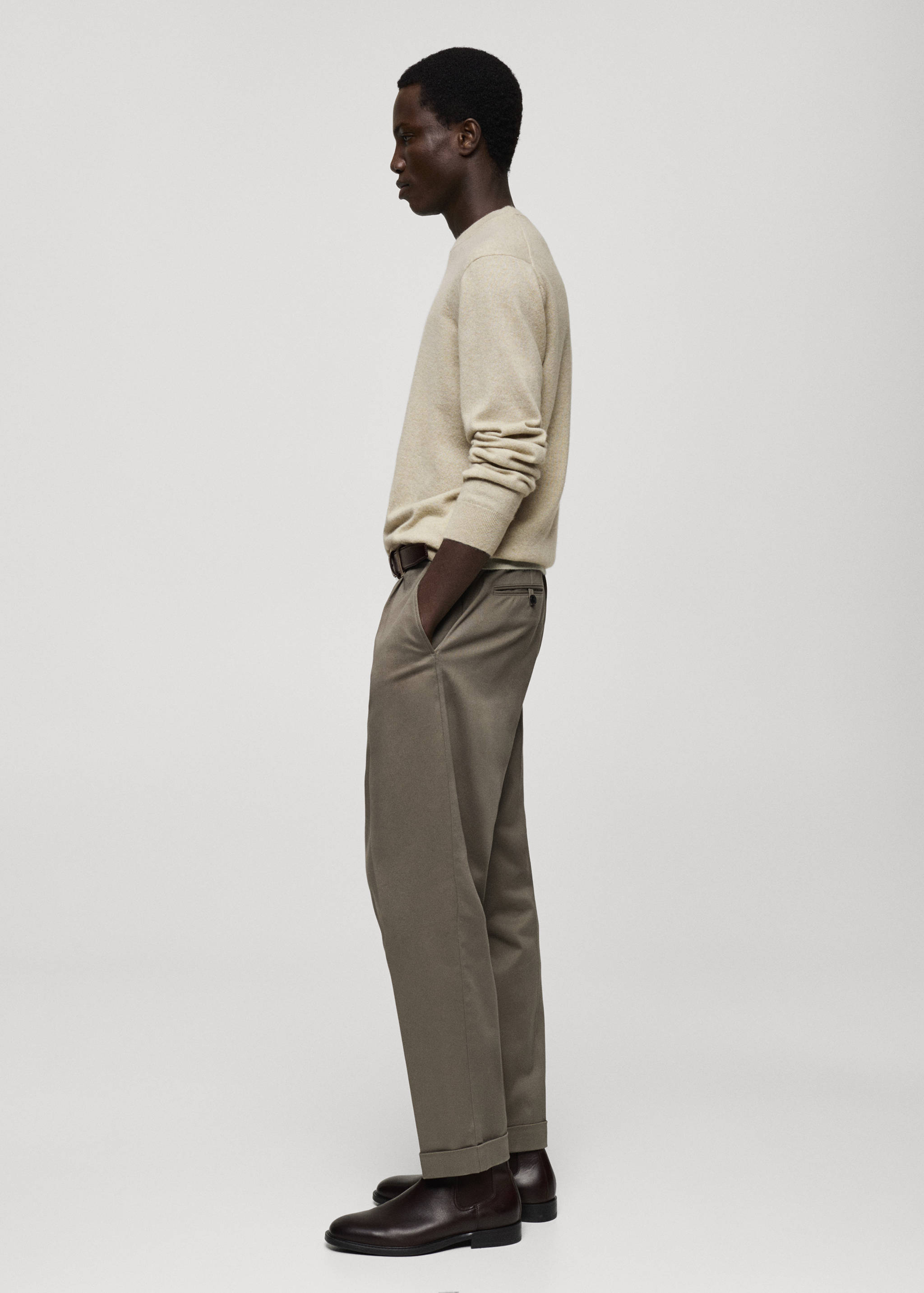 100% cashmere regular-fit sweater - Details of the article 2