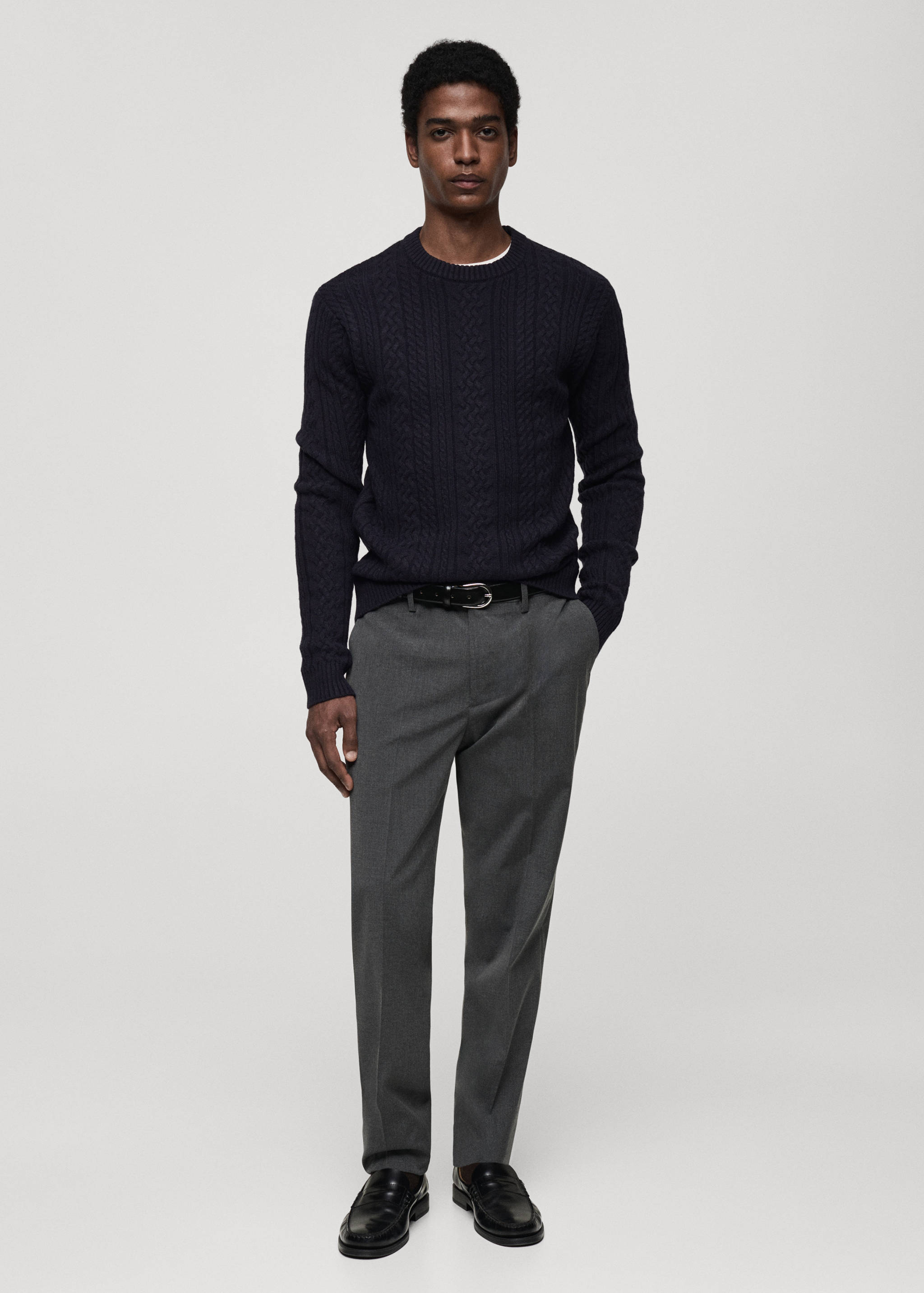 Braided knitted sweater - General plane