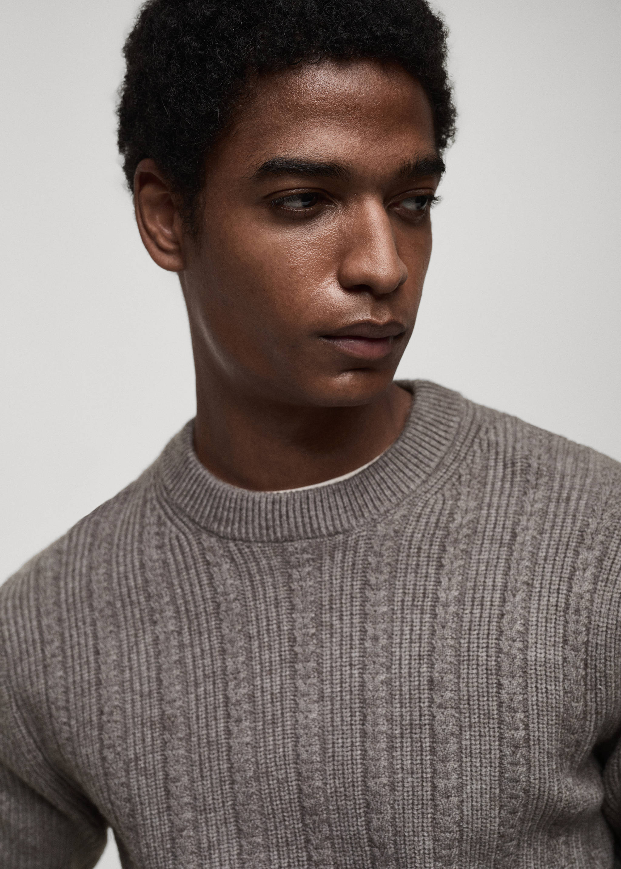 Combined knitted sweater - Details of the article 1