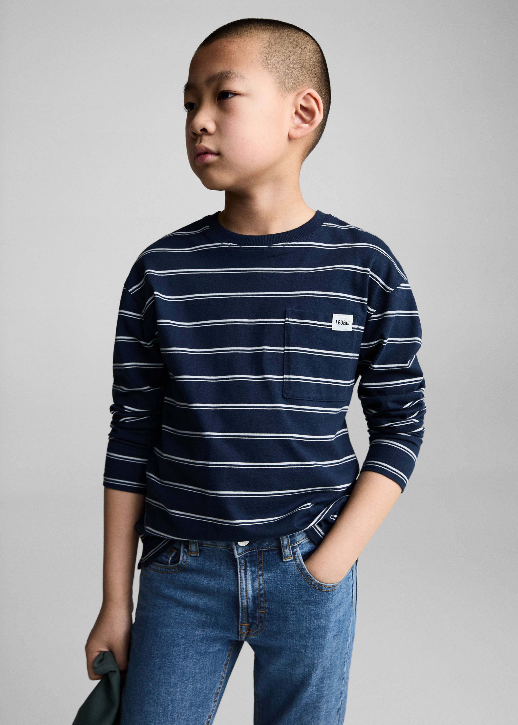 Jean slim-fit - Plan moyen