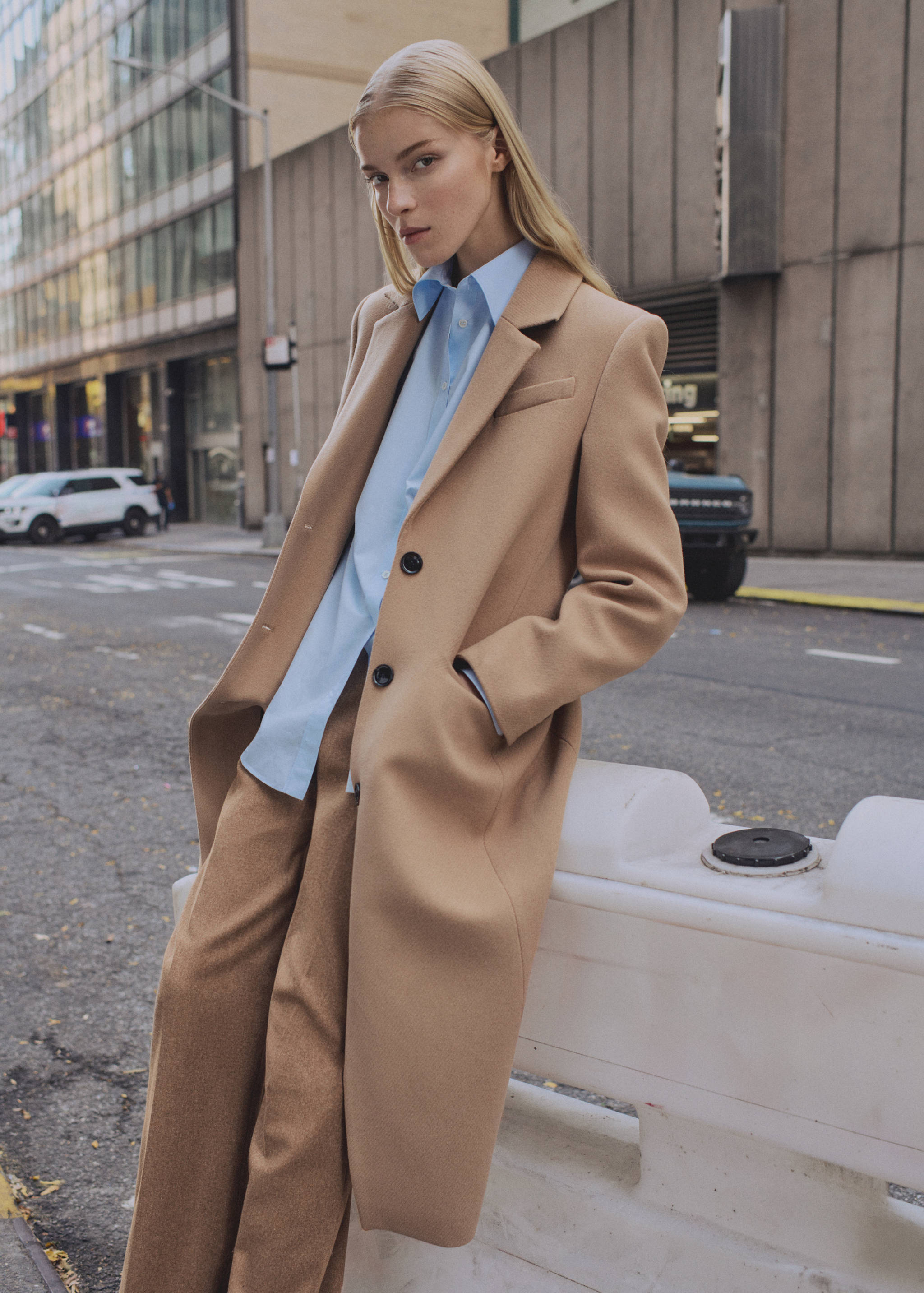 Long structured wool coat - Details of the article 2