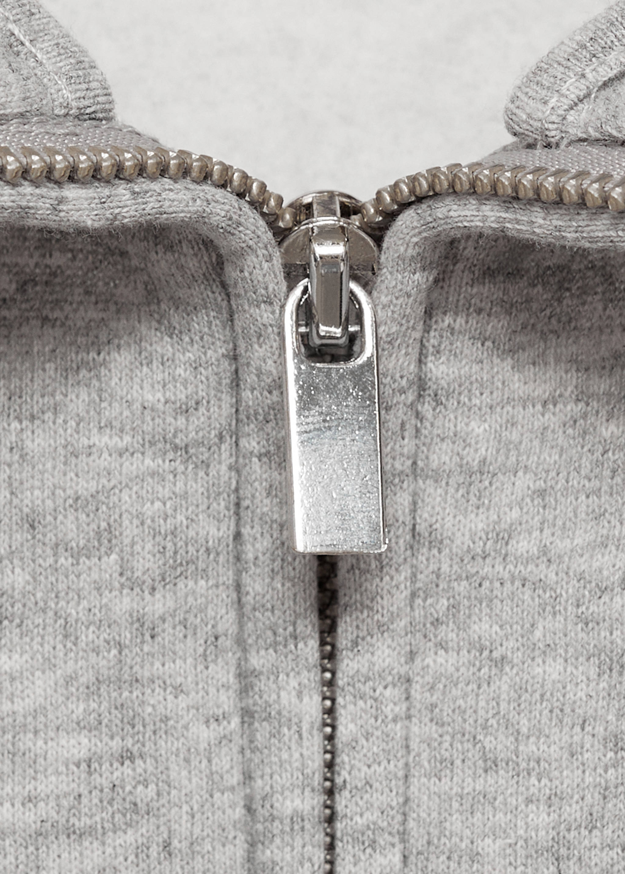 Turtleneck sweatshirt with zip - Details of the article 8
